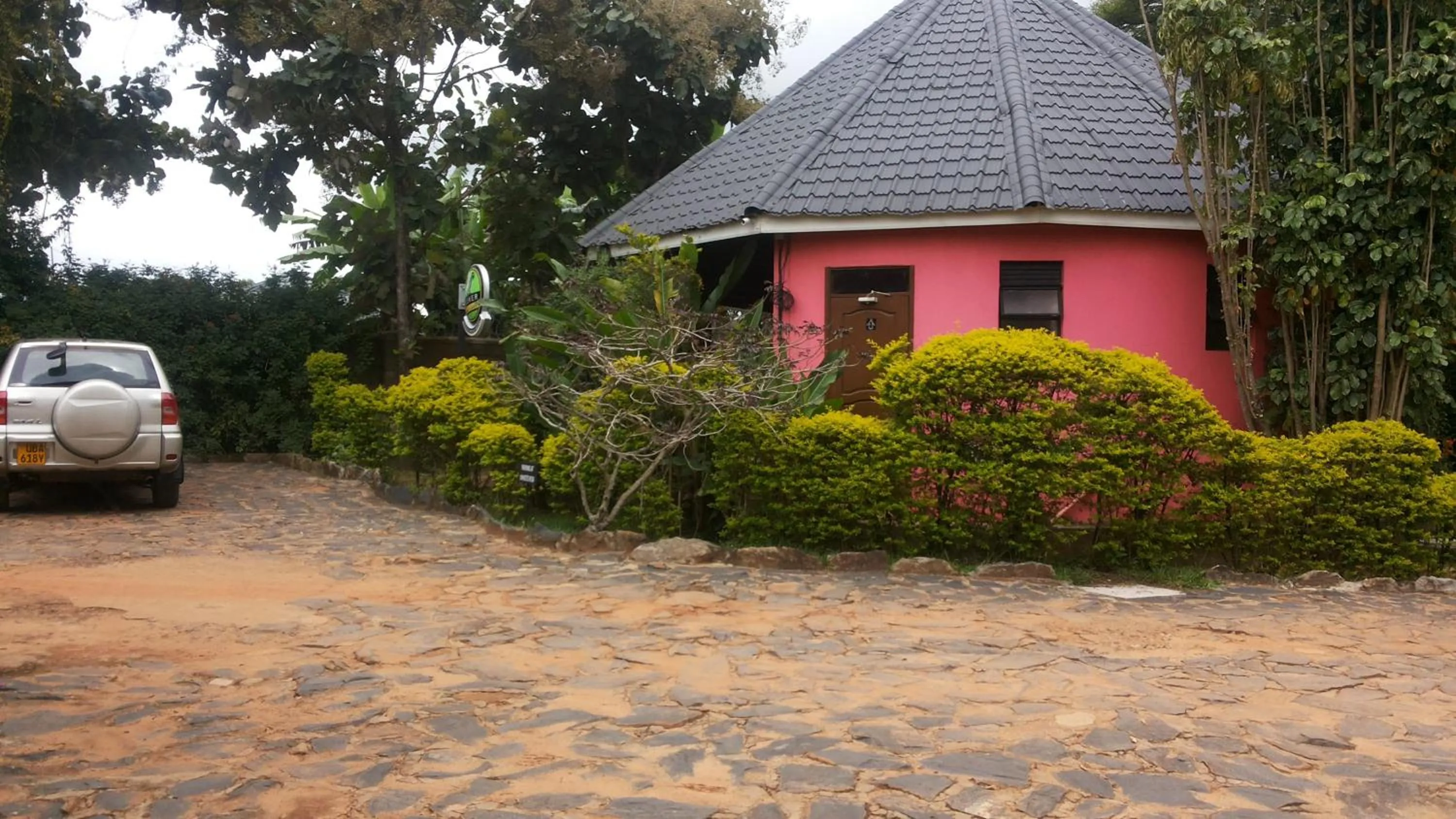 White Castle Hotel Arua