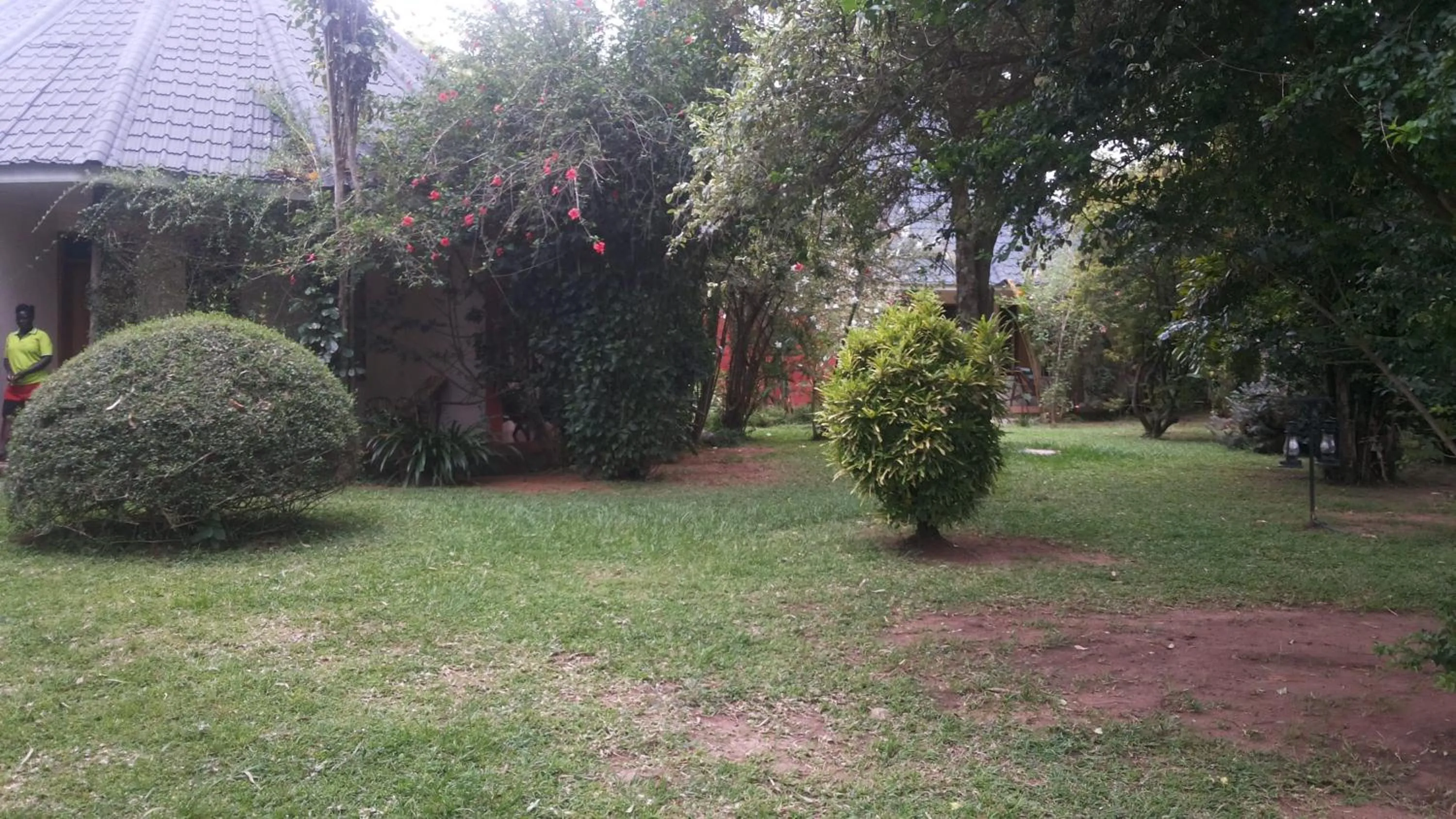 Garden in White Castle Hotel Arua