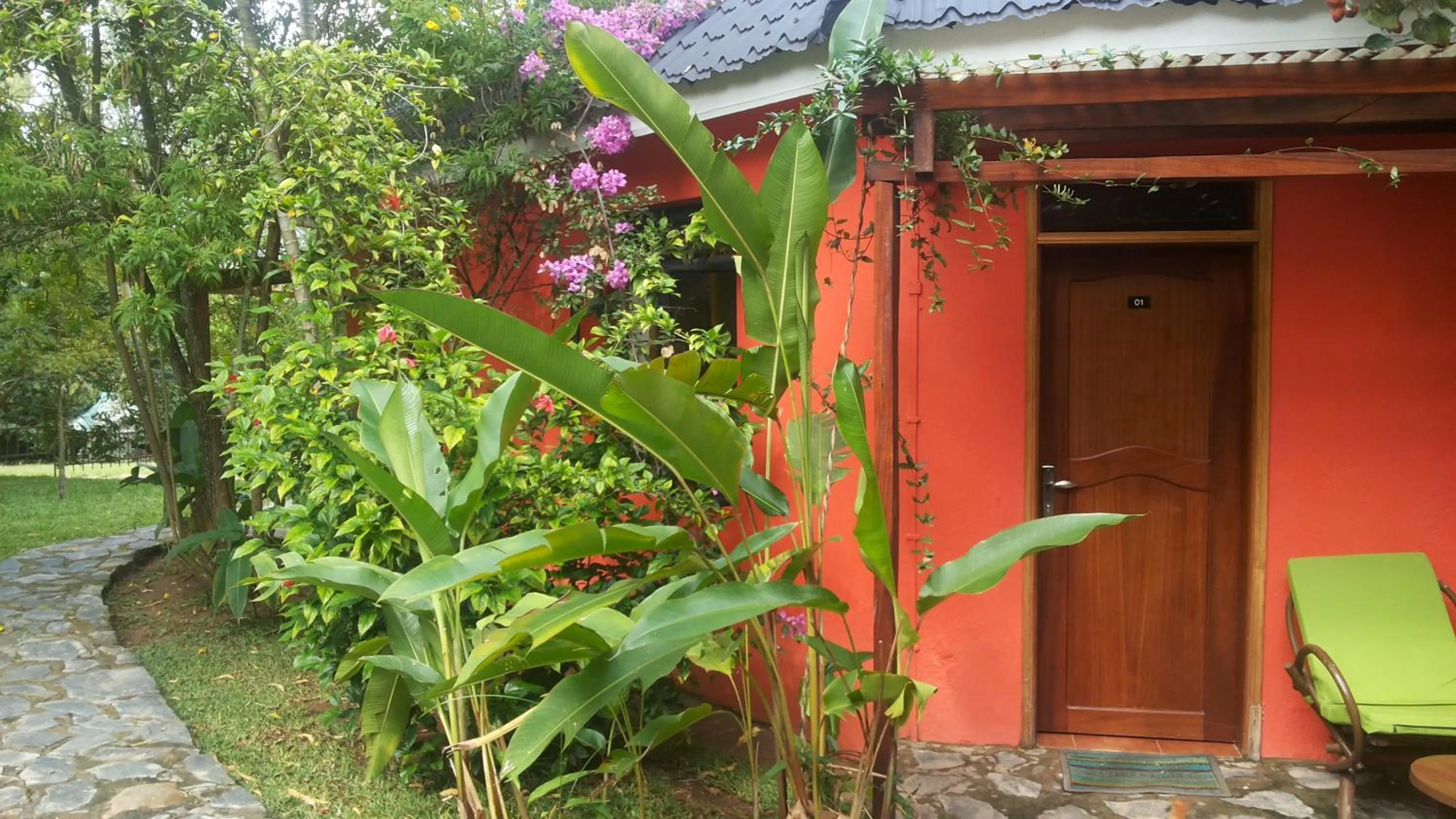 Facade/entrance in White Castle Hotel Arua