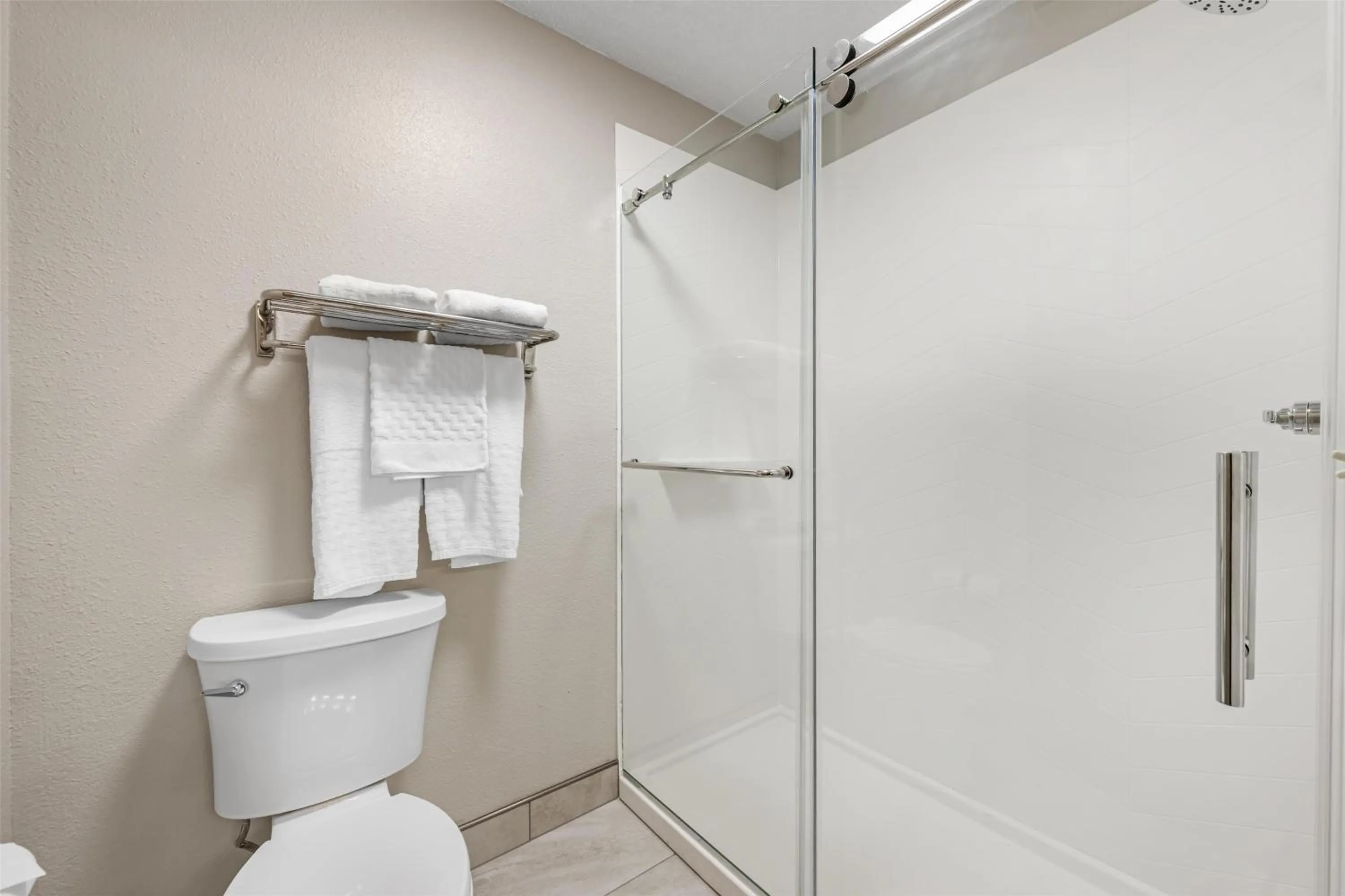 Bathroom in Best Western Black Hills Lodge