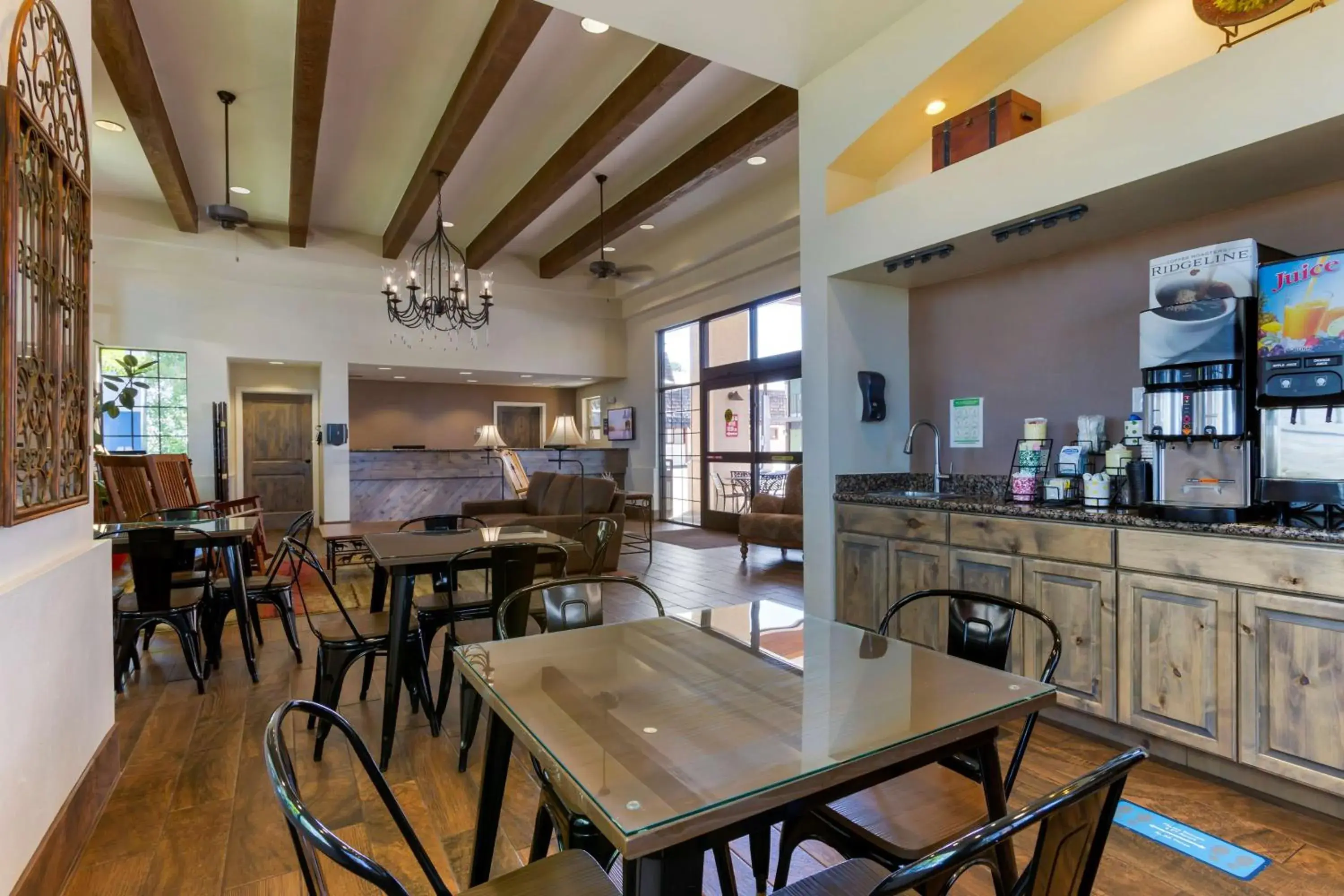 Breakfast in Best Western Paint Pony Lodge Breakfast in Best Western Paint Pony Lodge