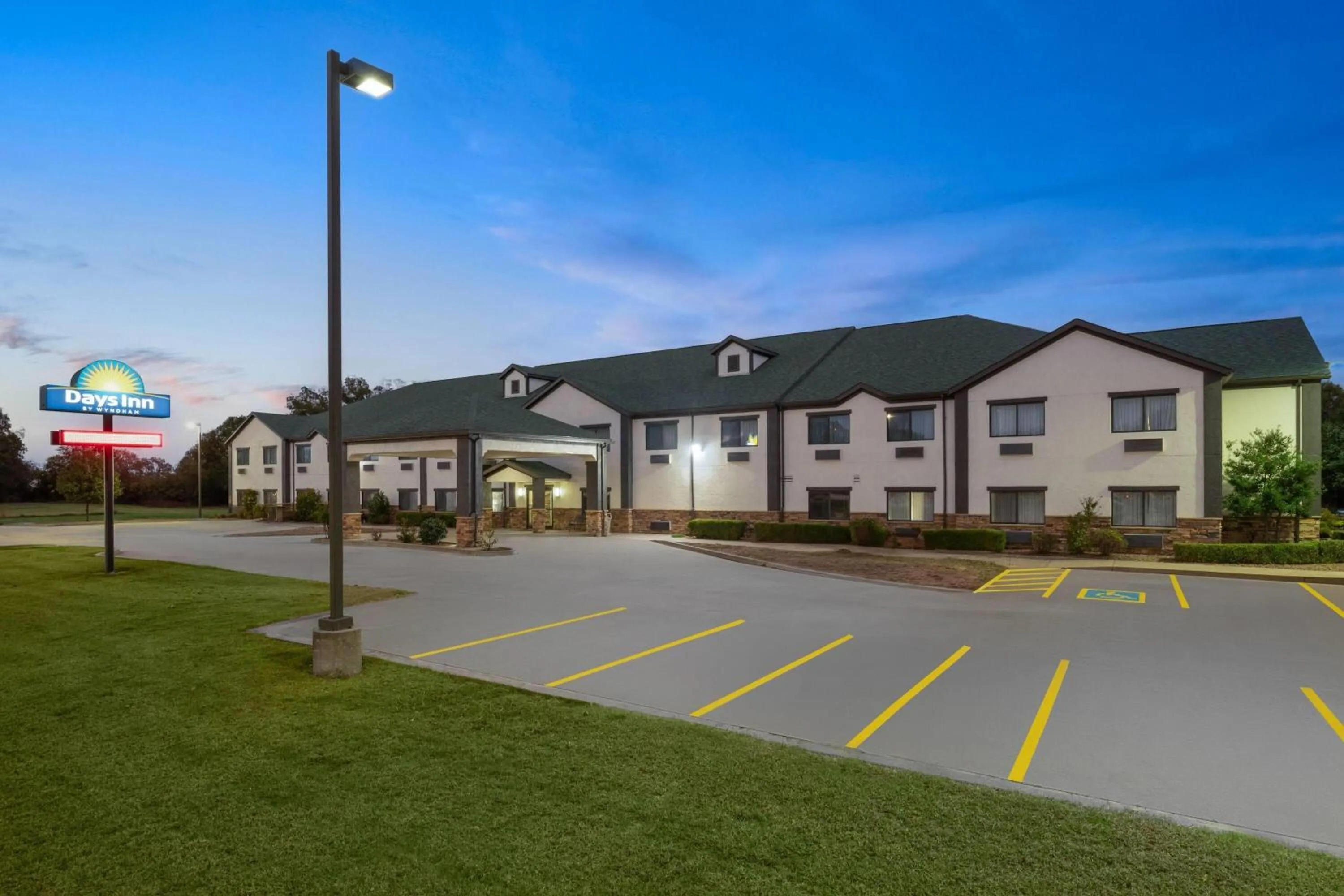 Property building in Days Inn by Wyndham Coffeyville, Kansas