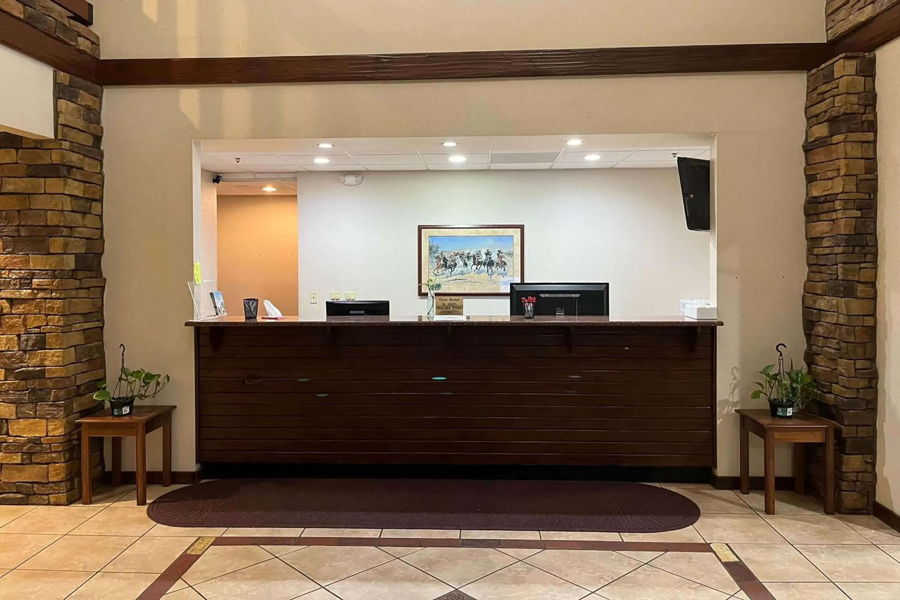 Lobby or reception in SureStay Plus Hotel by Best Western Coffeyville Lobby or reception in SureStay Plus Hotel by Best Western Coffeyville