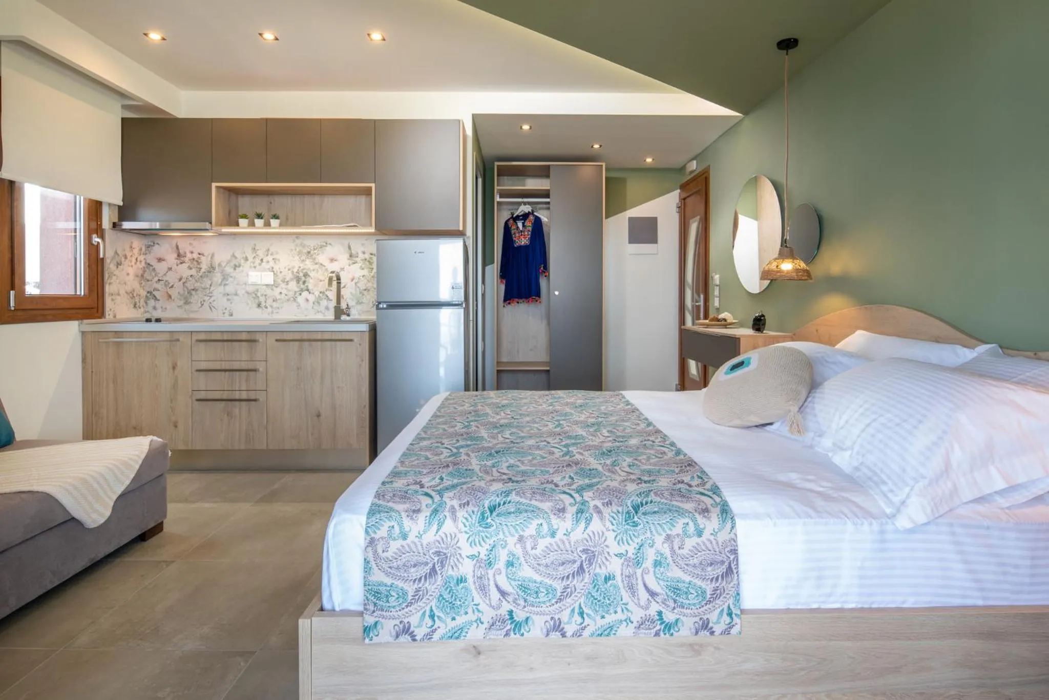 Bed in Stavros Compass