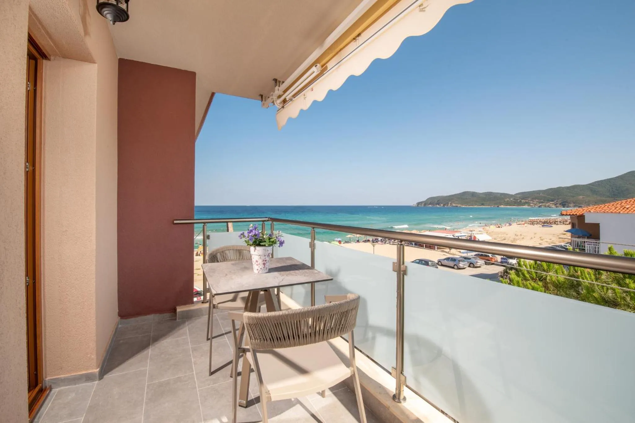 Property building in Stavros Compass