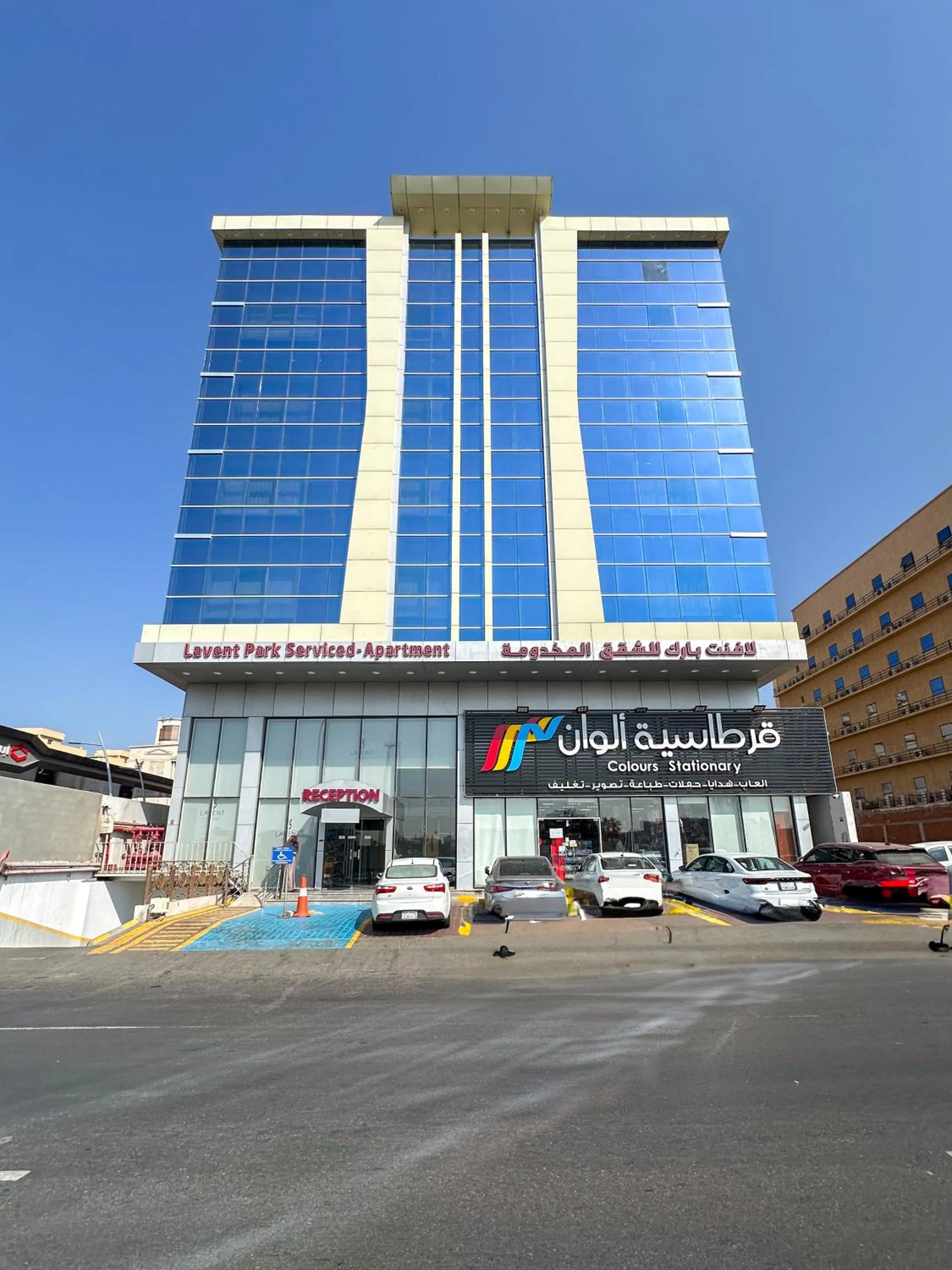 Property building in لافنت بارك للشقق المخدومة - إقتصادي