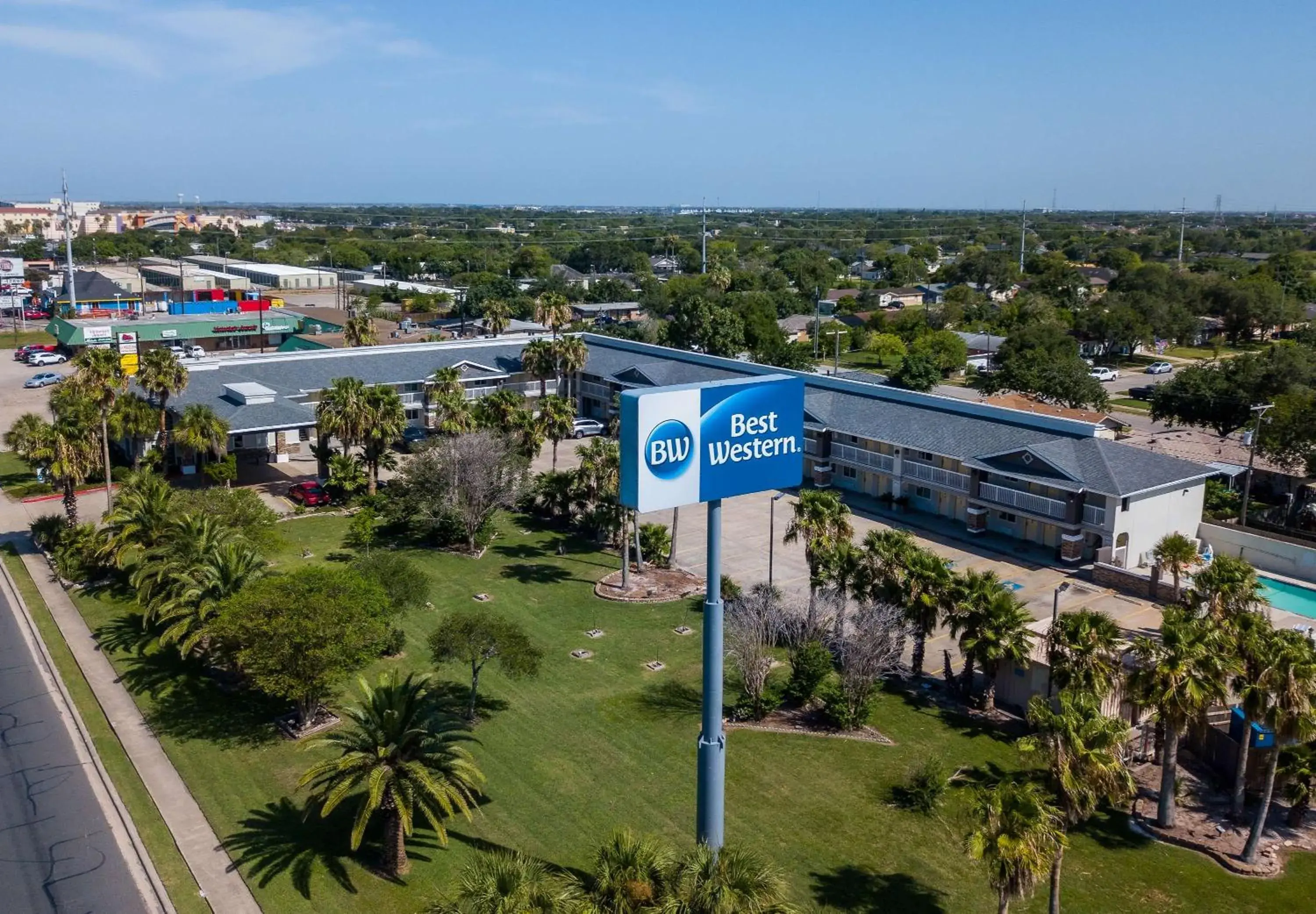 Property building in Best Western Paradise Inn Property building in Best Western Paradise Inn