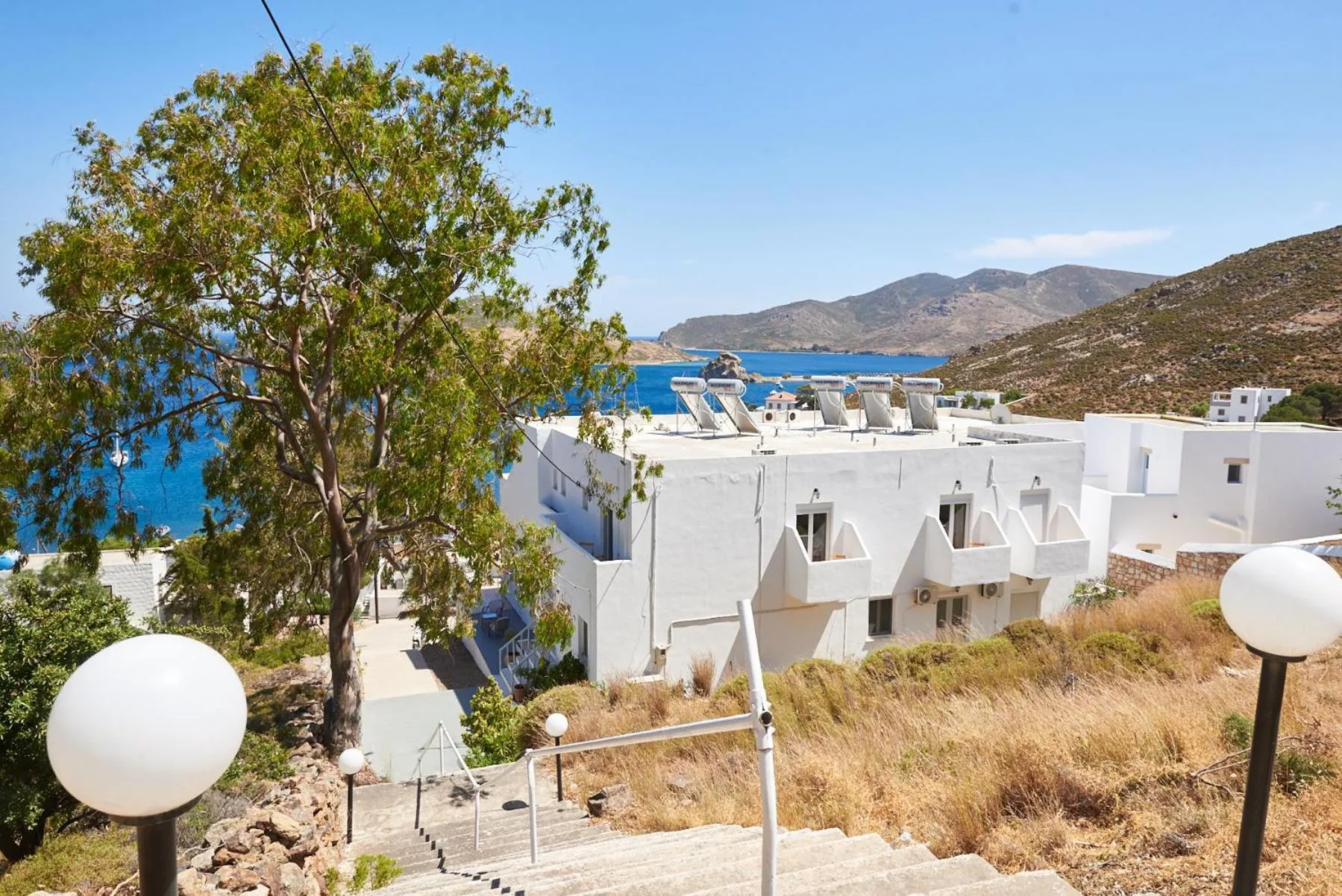HOTEL ATHINA
