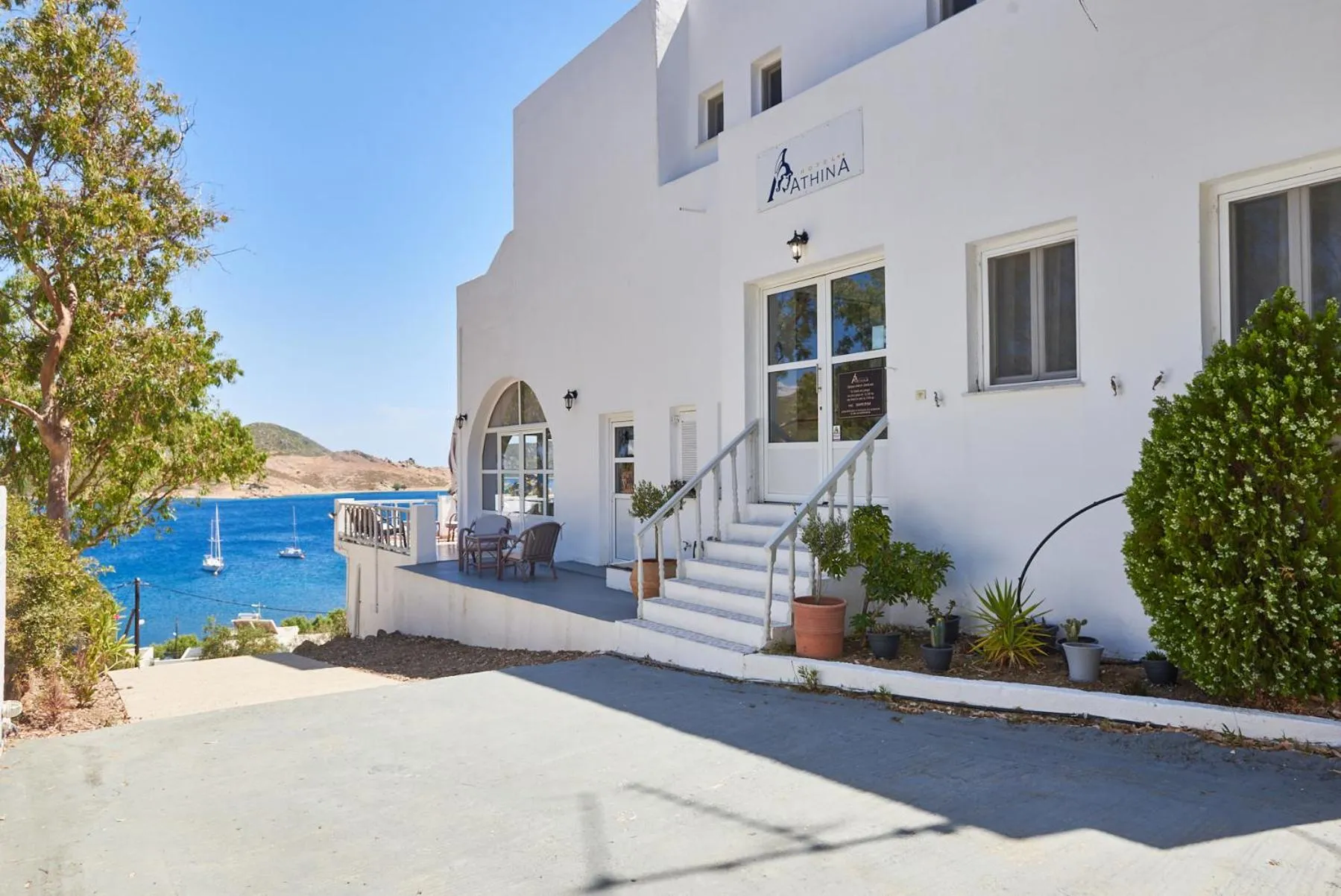 HOTEL ATHINA