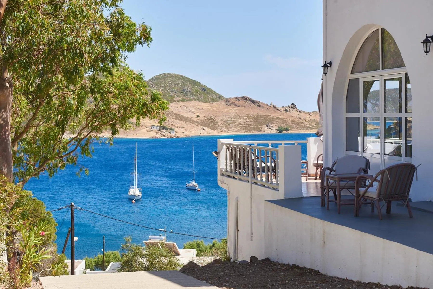 HOTEL ATHINA