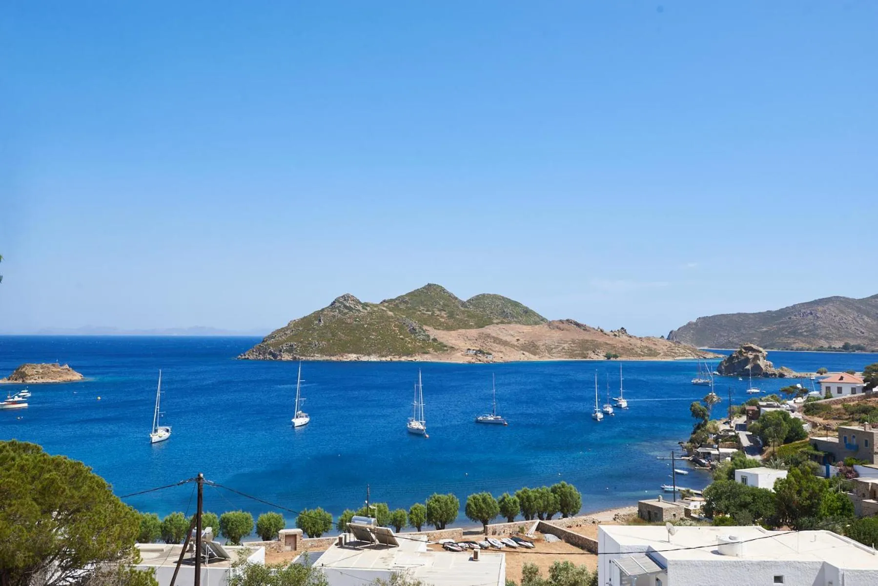 HOTEL ATHINA
