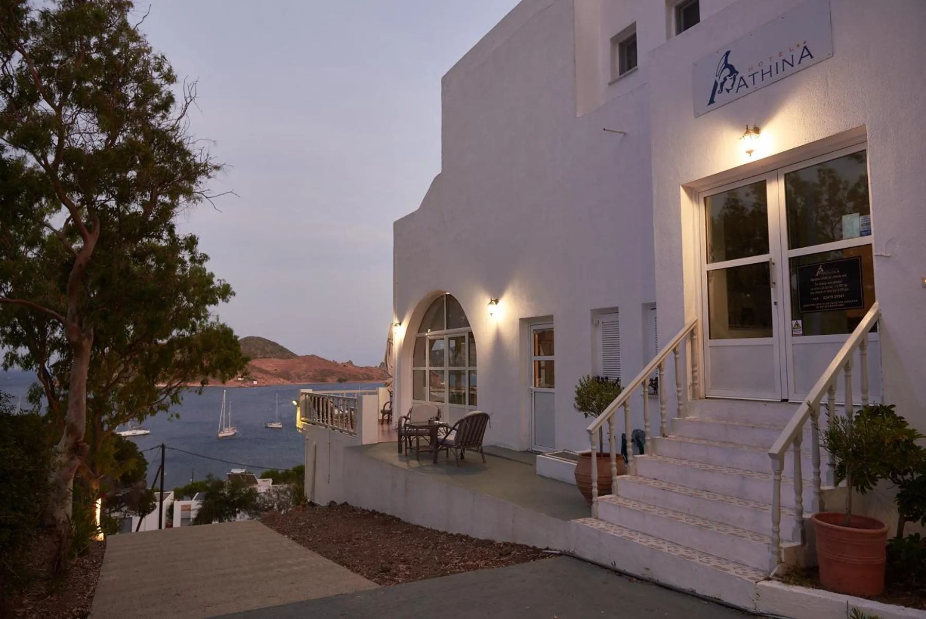 HOTEL ATHINA