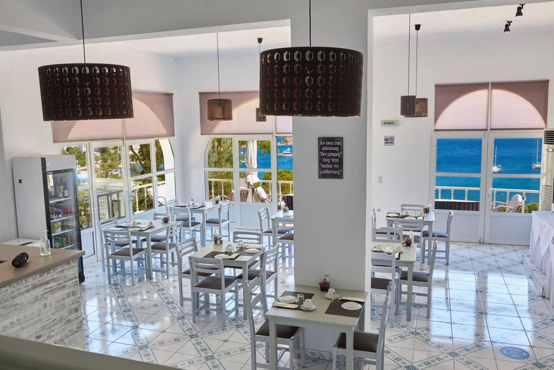 HOTEL ATHINA