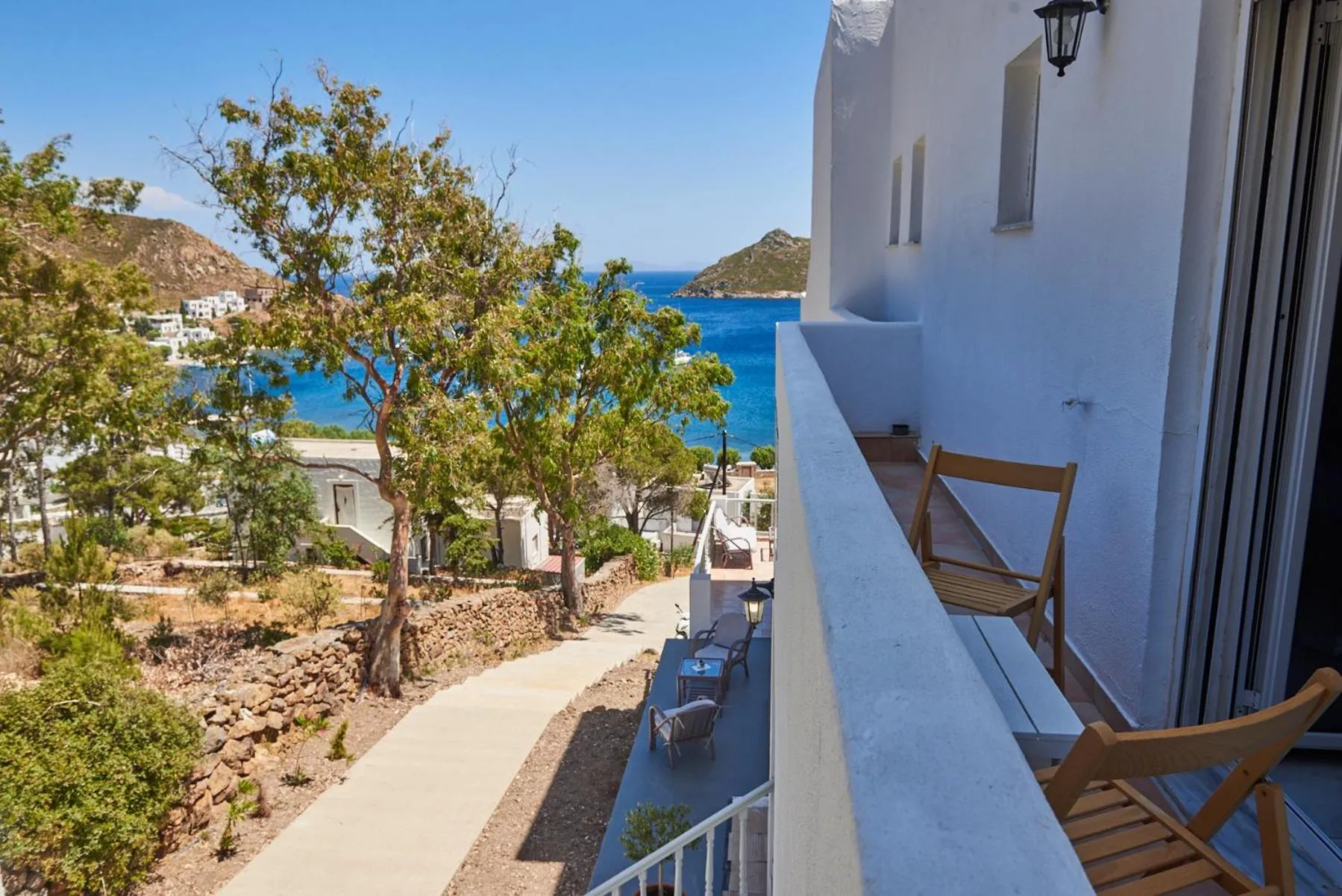 HOTEL ATHINA