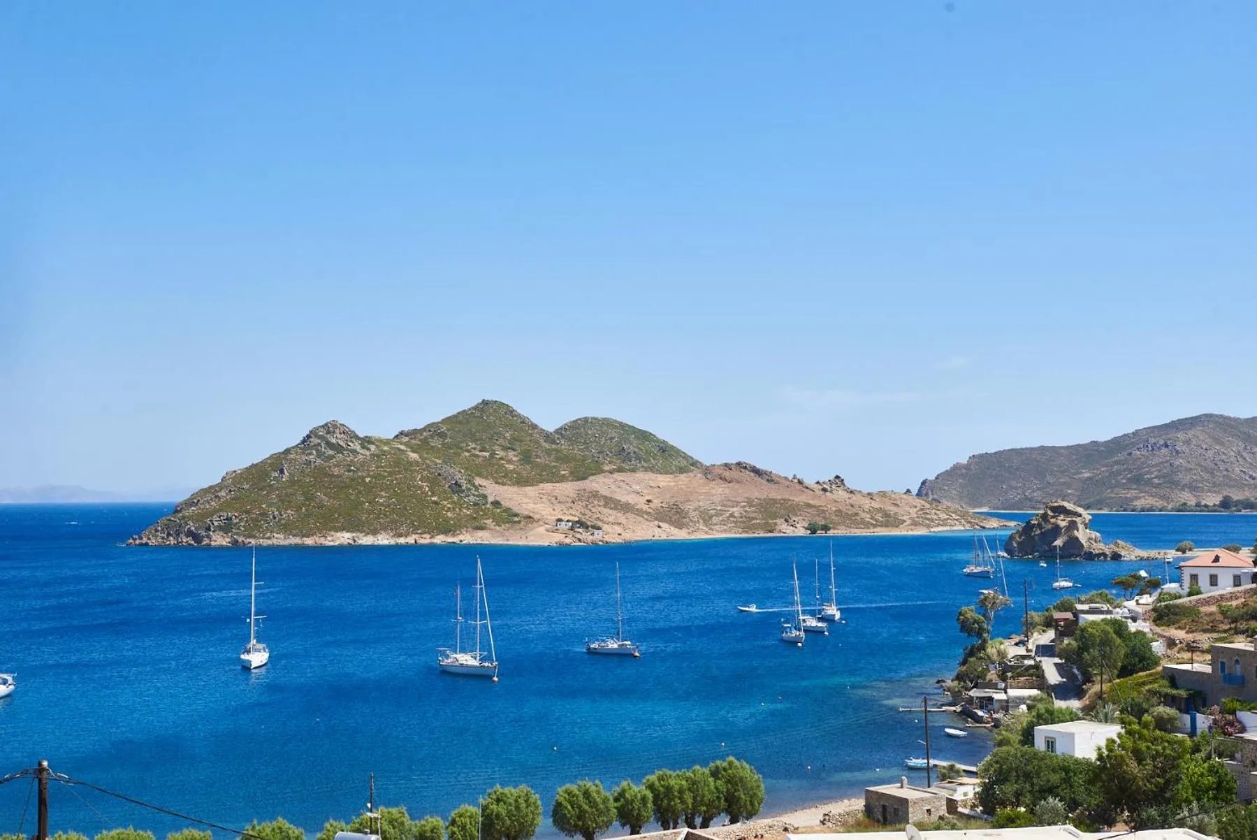HOTEL ATHINA