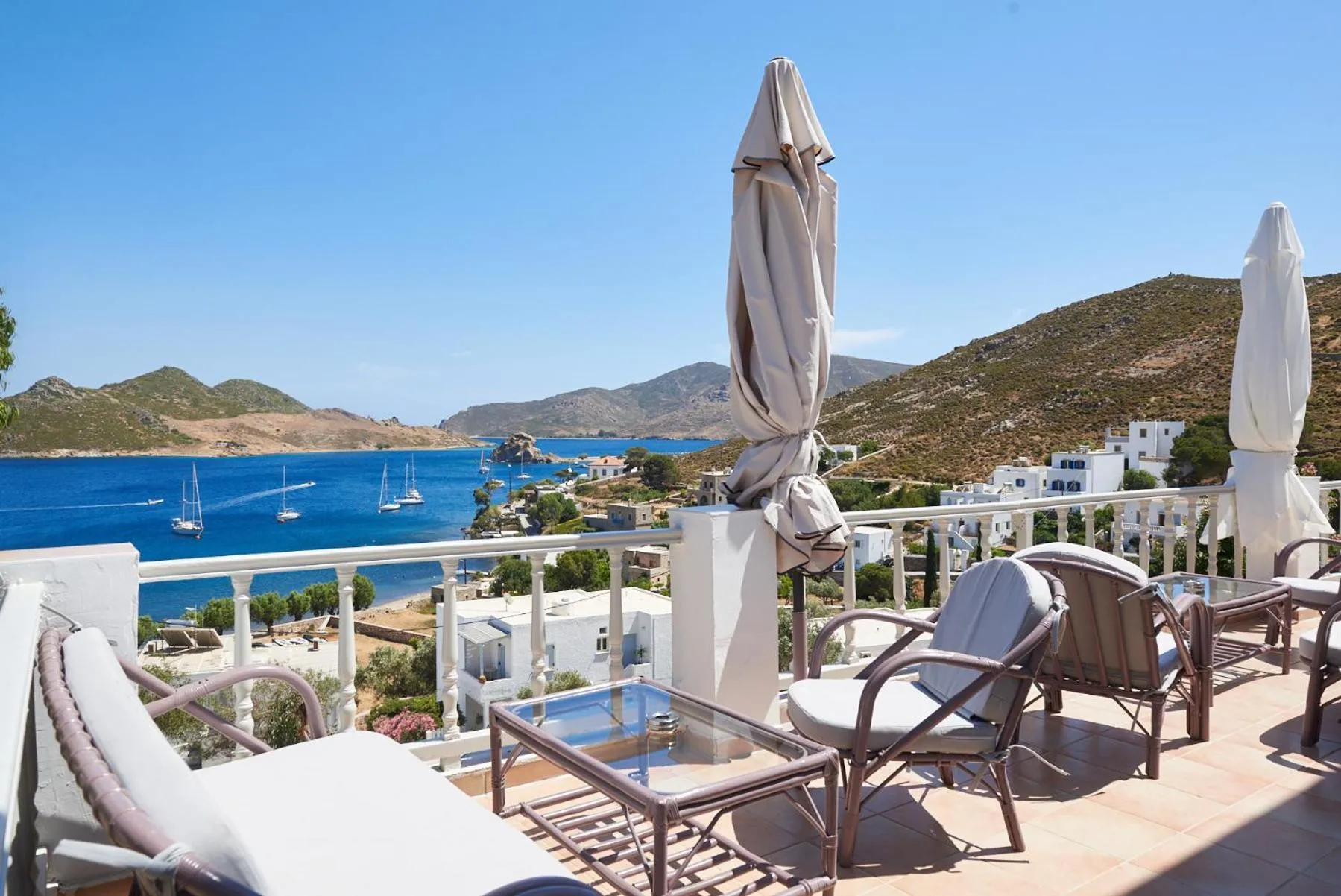 HOTEL ATHINA