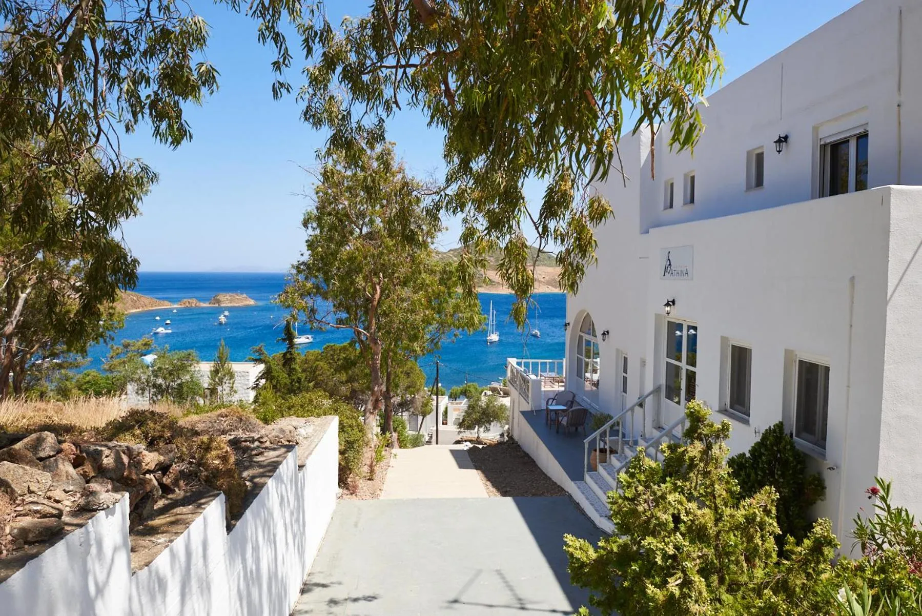 HOTEL ATHINA