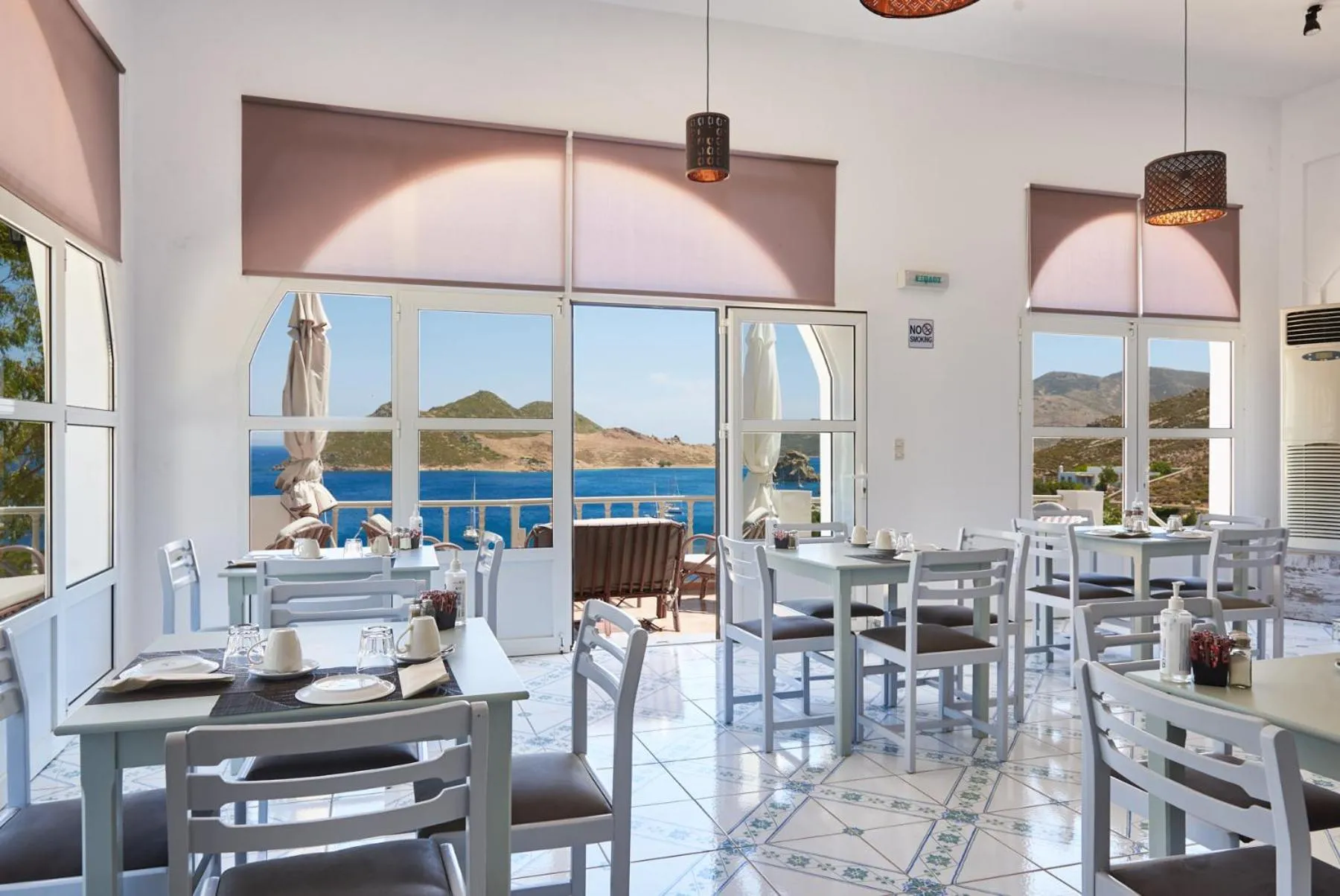 HOTEL ATHINA