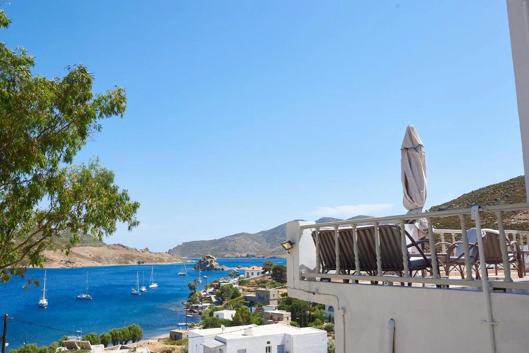 HOTEL ATHINA