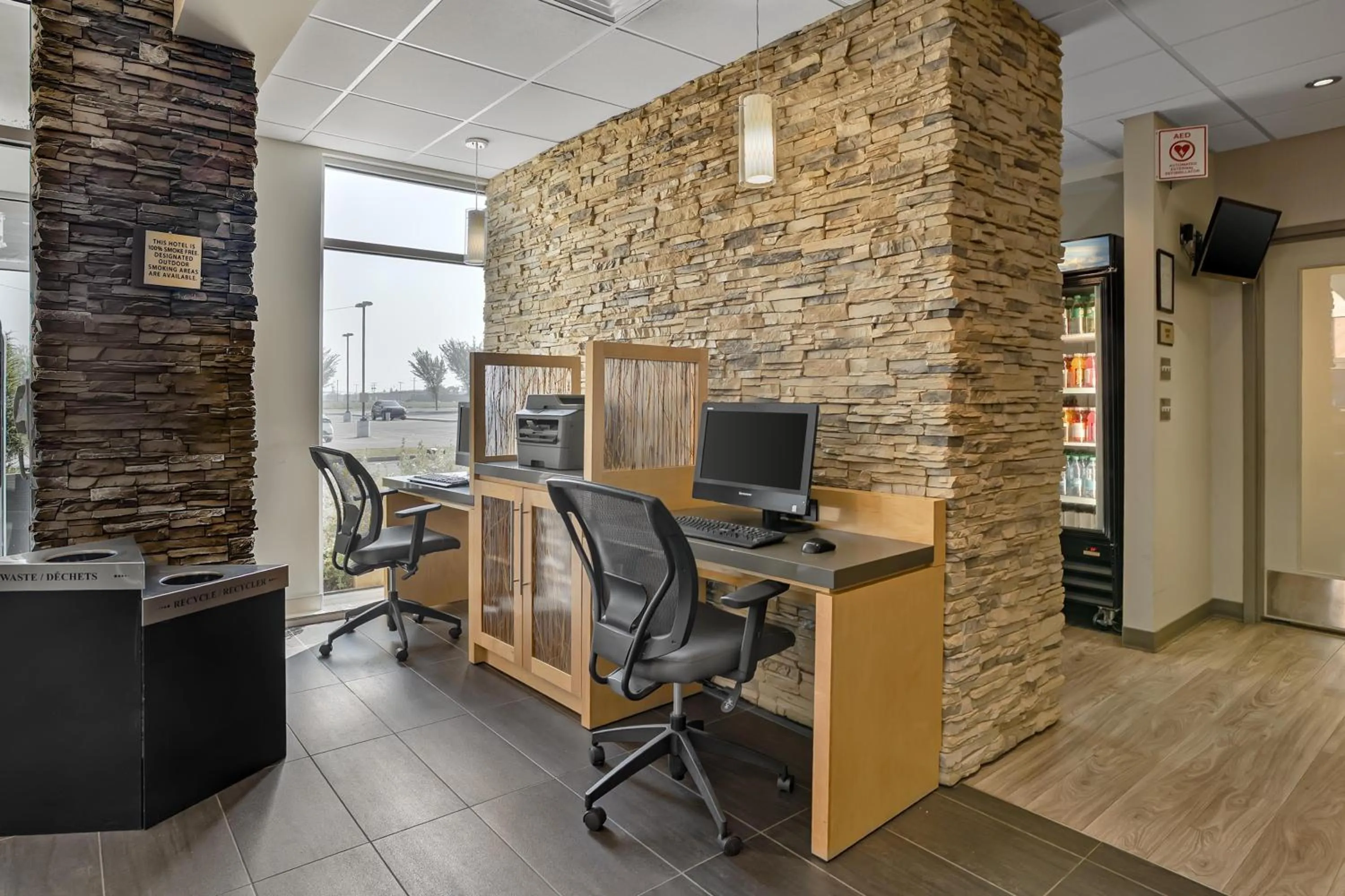 Business facilities in Best Western Plus Airport Inn & Suites