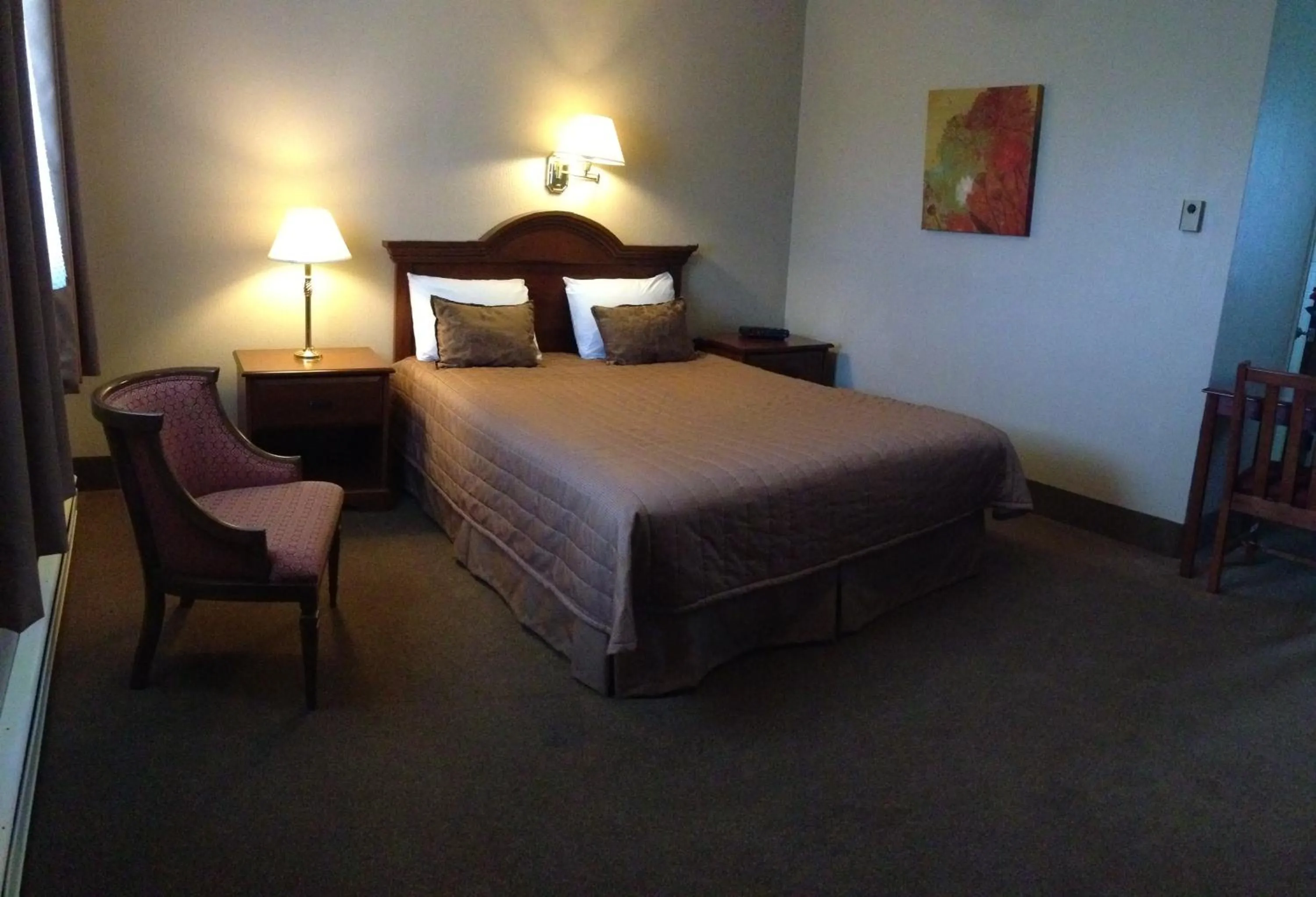 Queen Room in Majers Motel