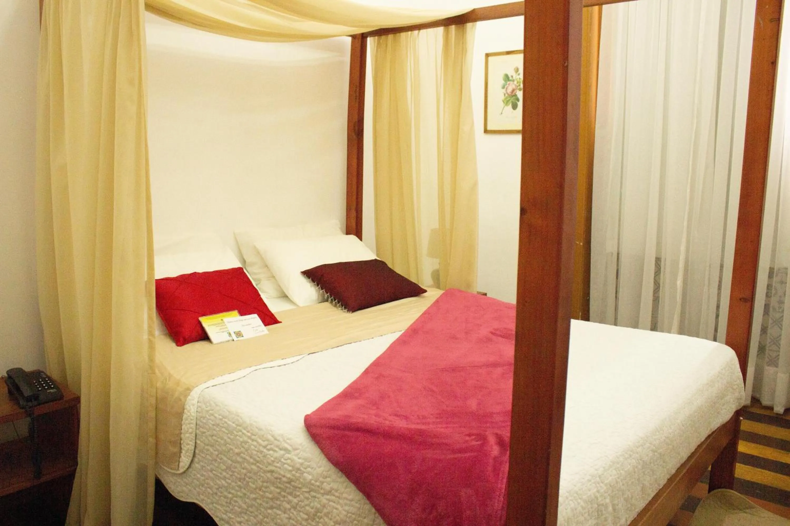 Bed in Casa Perpetua Hotel D Charm