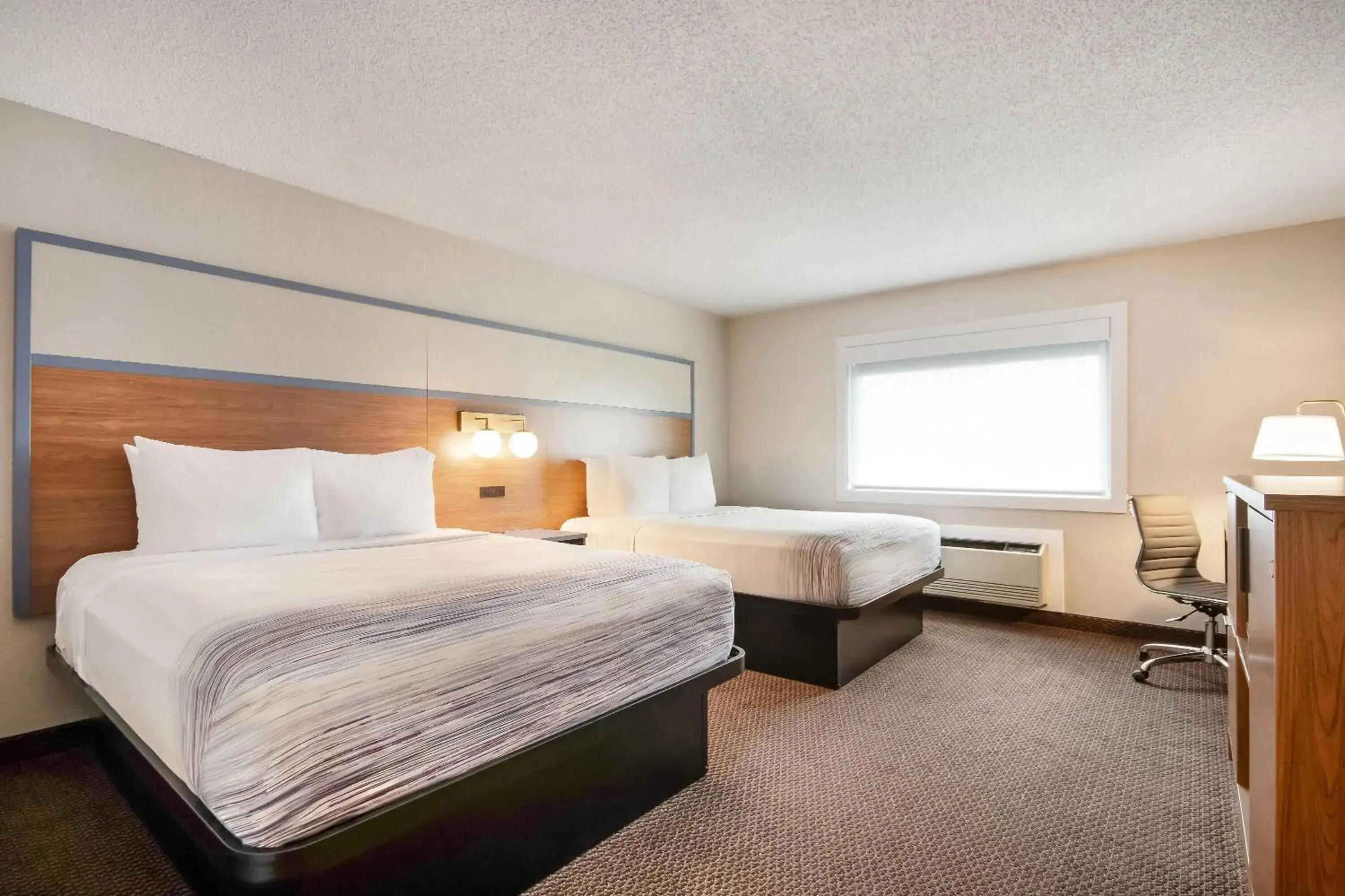 Queen Room with Two Queen Beds - Non-Smoking in AmericInn by Wyndham St. Peter Queen Room with Two Queen Beds - Non-Smoking in AmericInn by Wyndham St. Peter