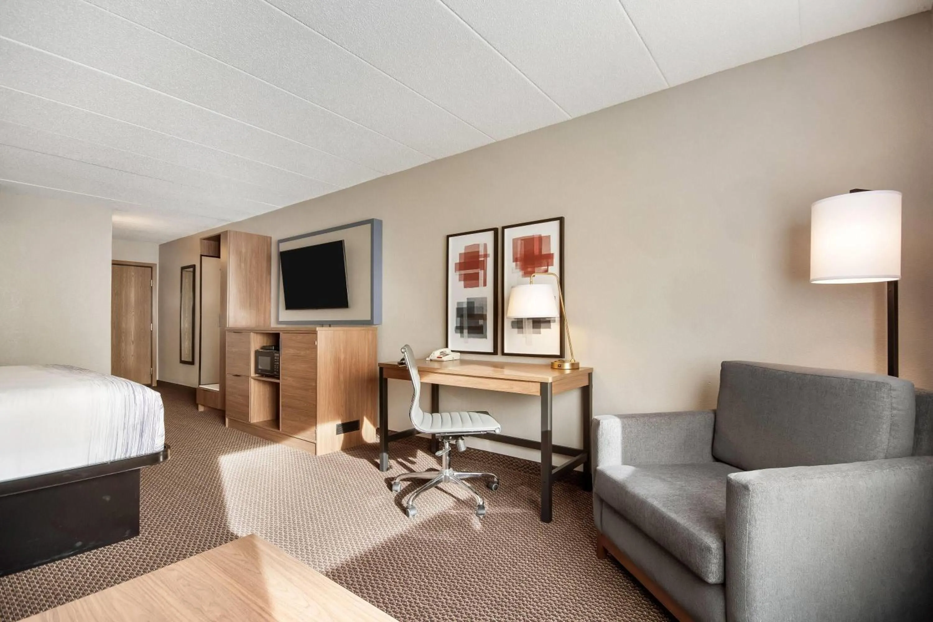 Photo of the whole room, Bed in AmericInn by Wyndham St. Peter