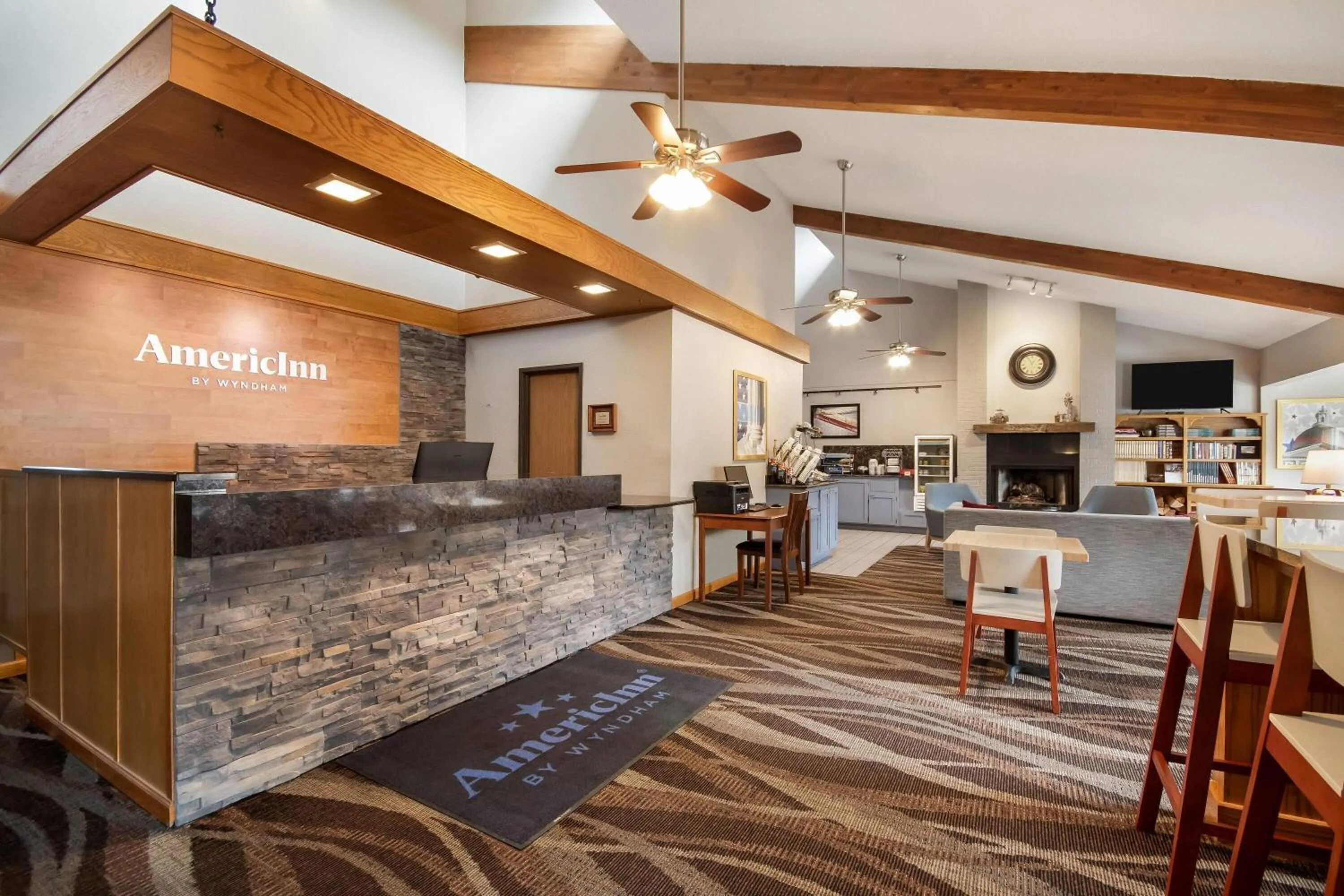 Lobby or reception in AmericInn by Wyndham St. Peter