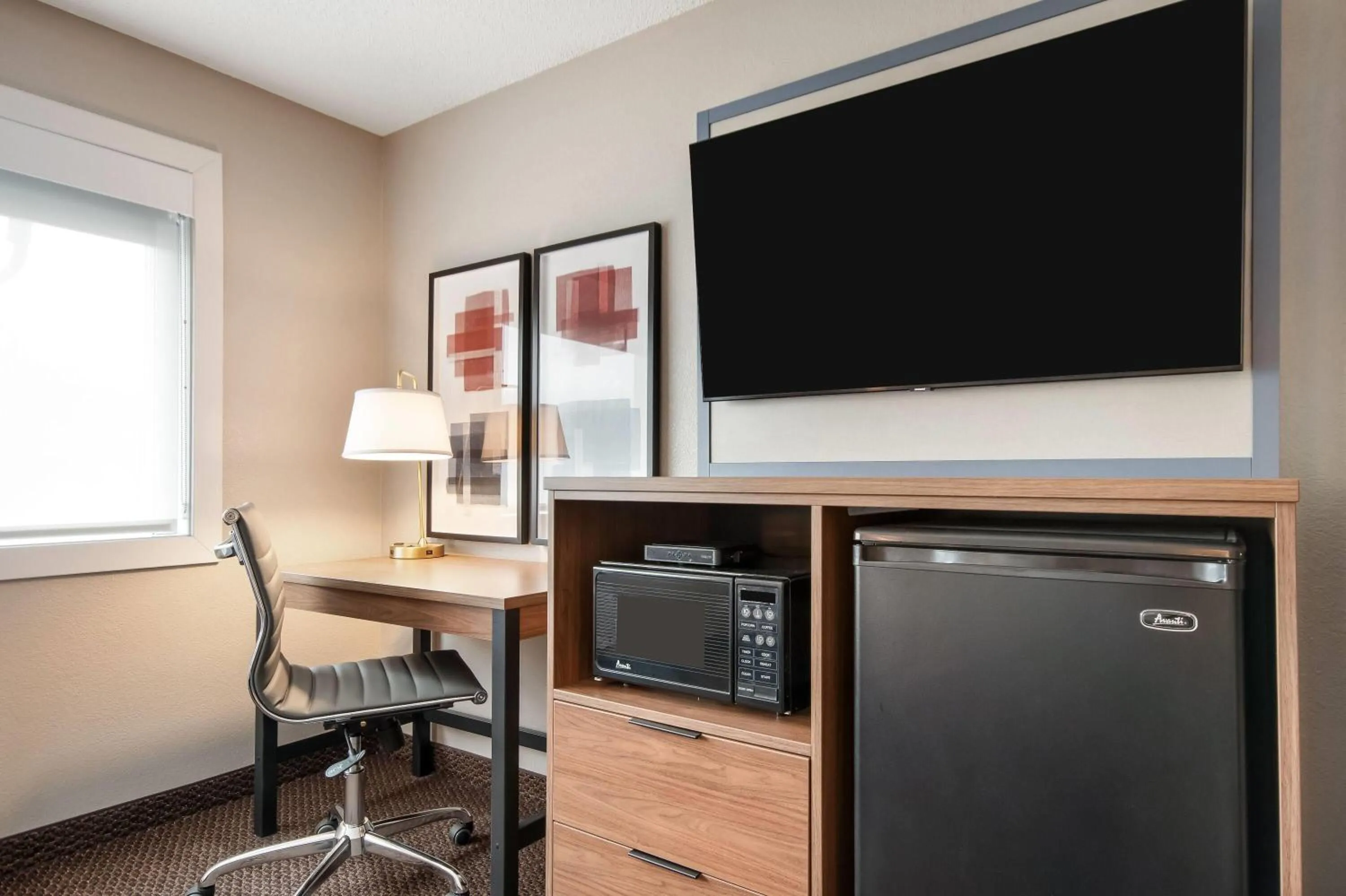 Photo of the whole room in AmericInn by Wyndham St. Peter