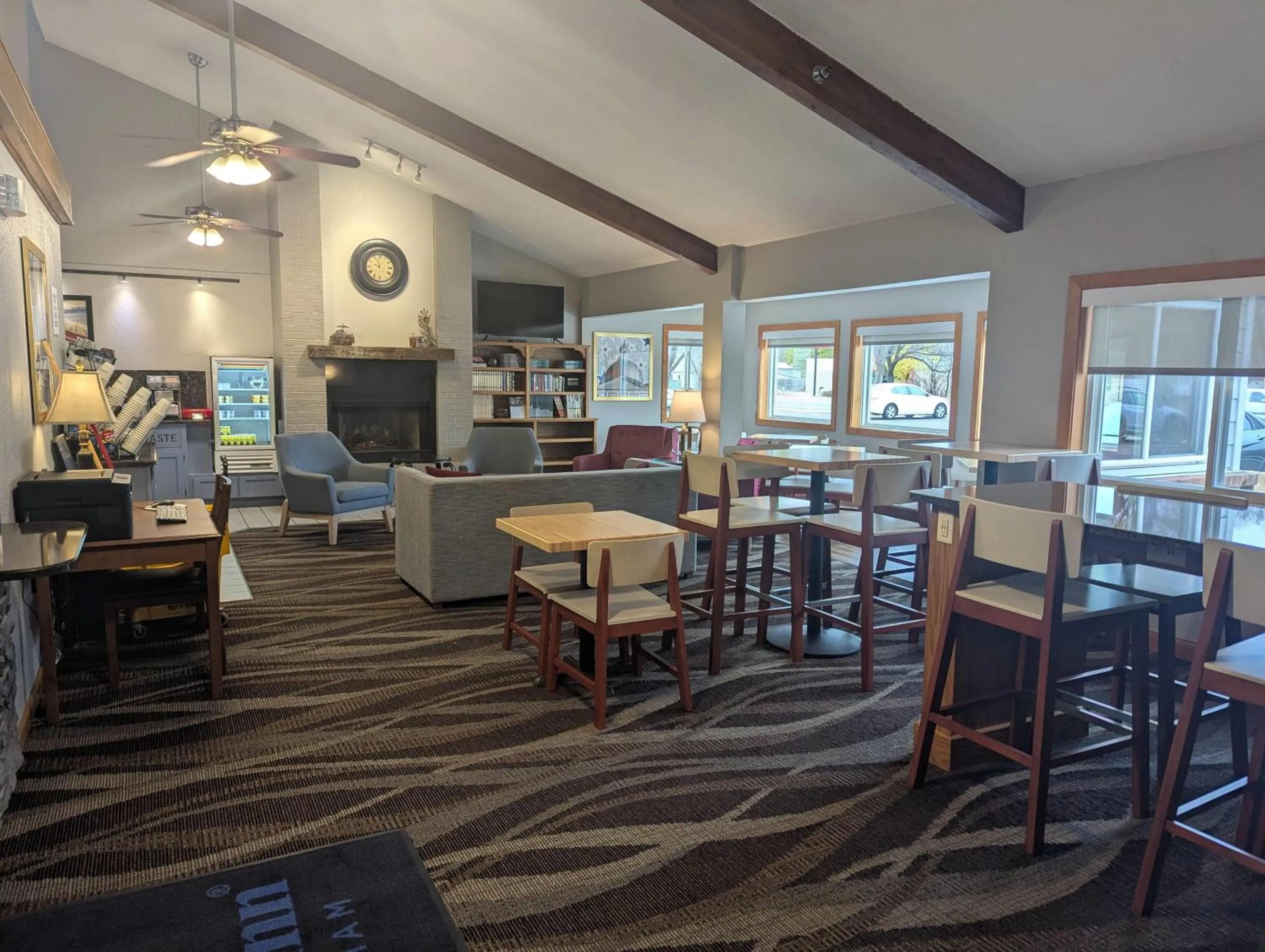 Lobby or reception in AmericInn by Wyndham St. Peter