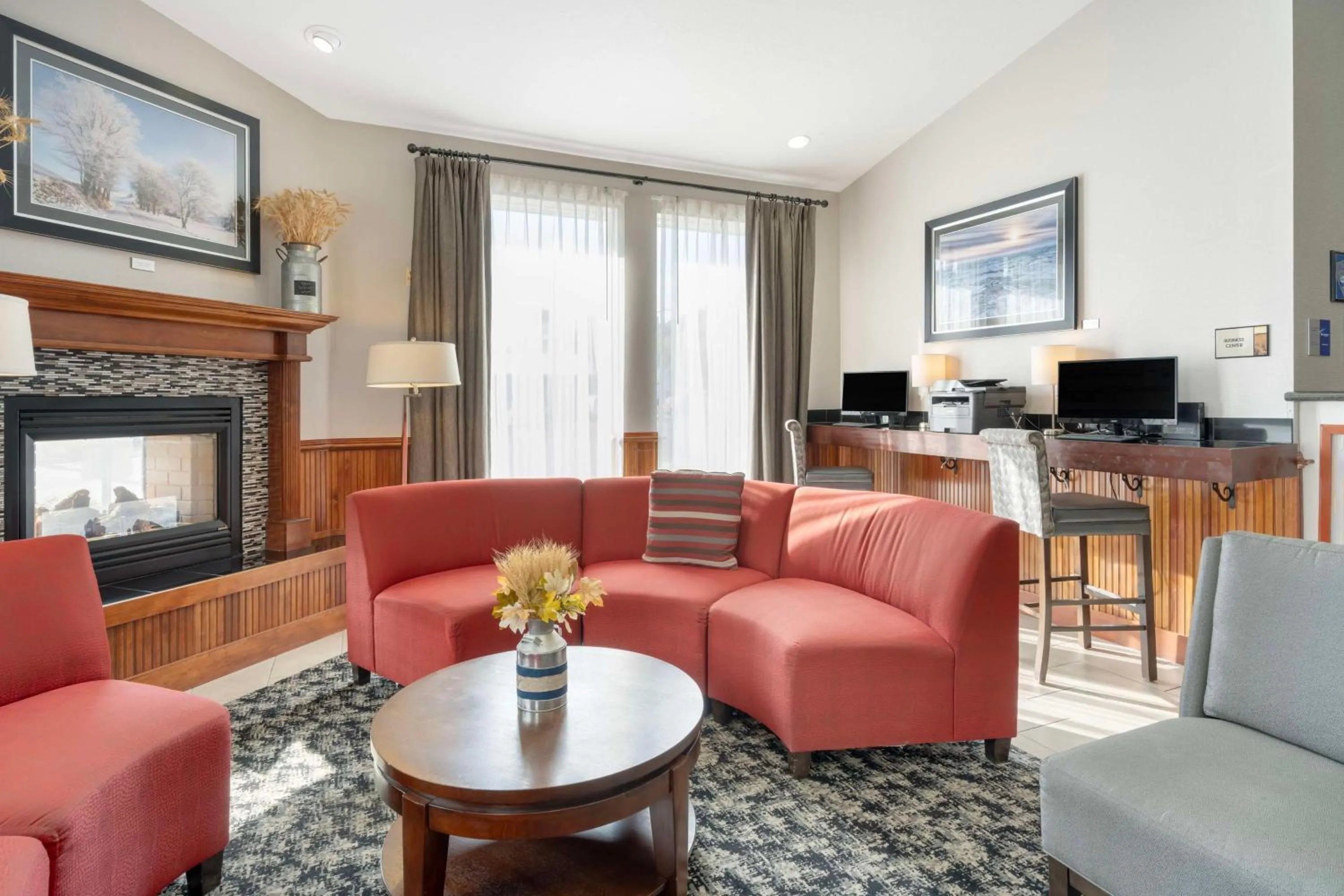 Lobby or reception in Best Western Wheatland Inn