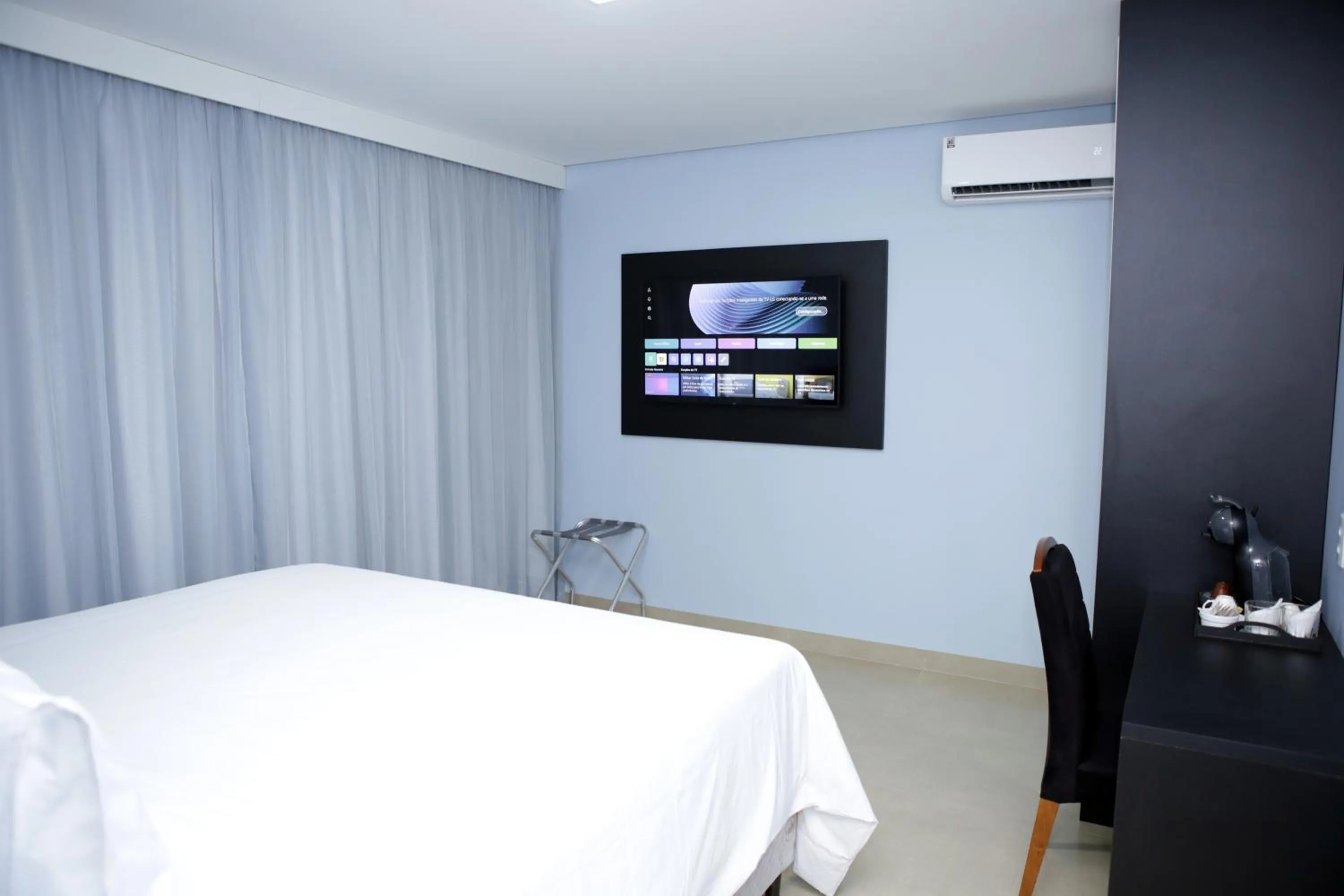 Bed in Regional Plaza Hotel Event Park