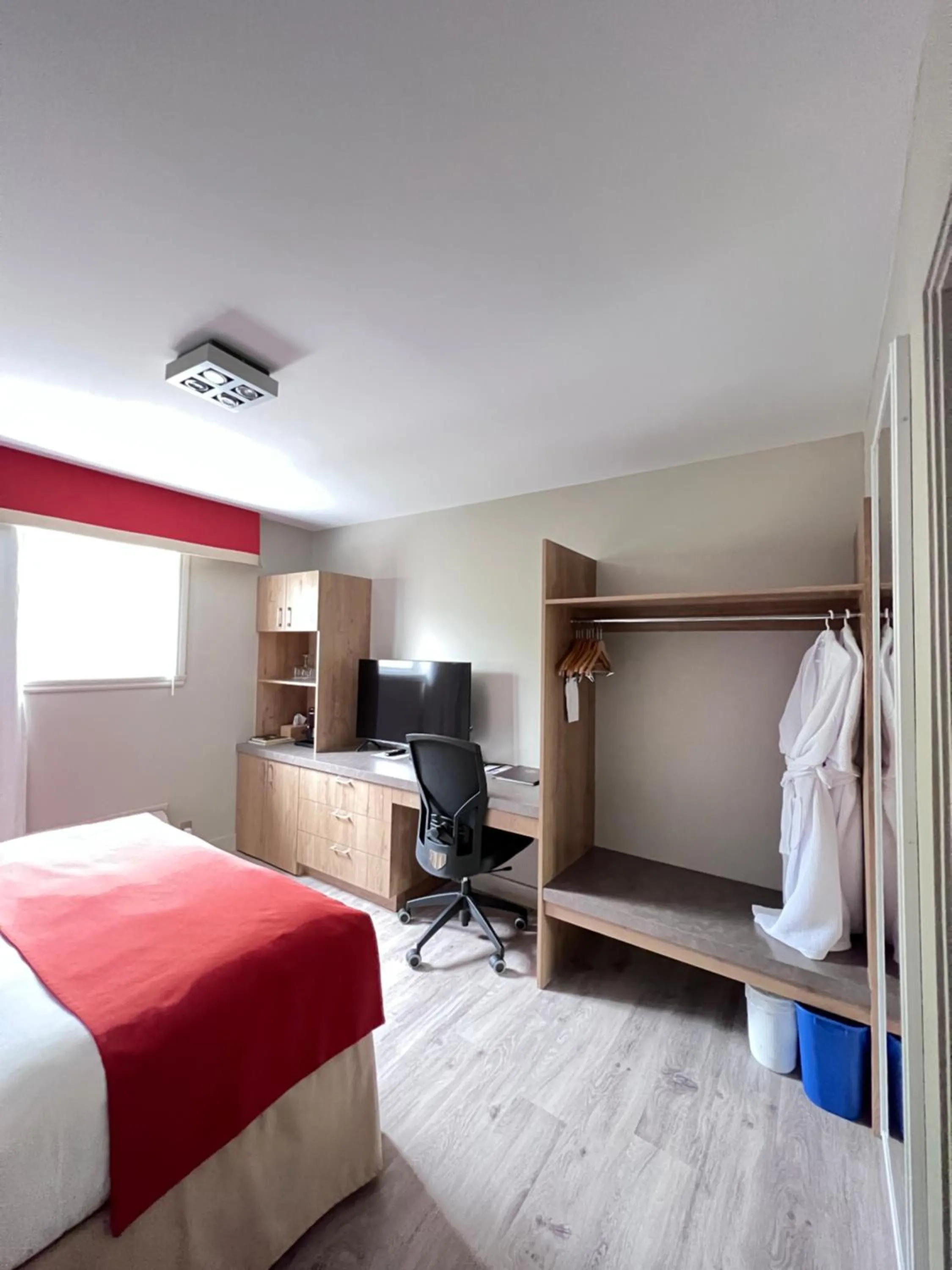 Photo of the whole room, Bed in Manoir Belle Plage