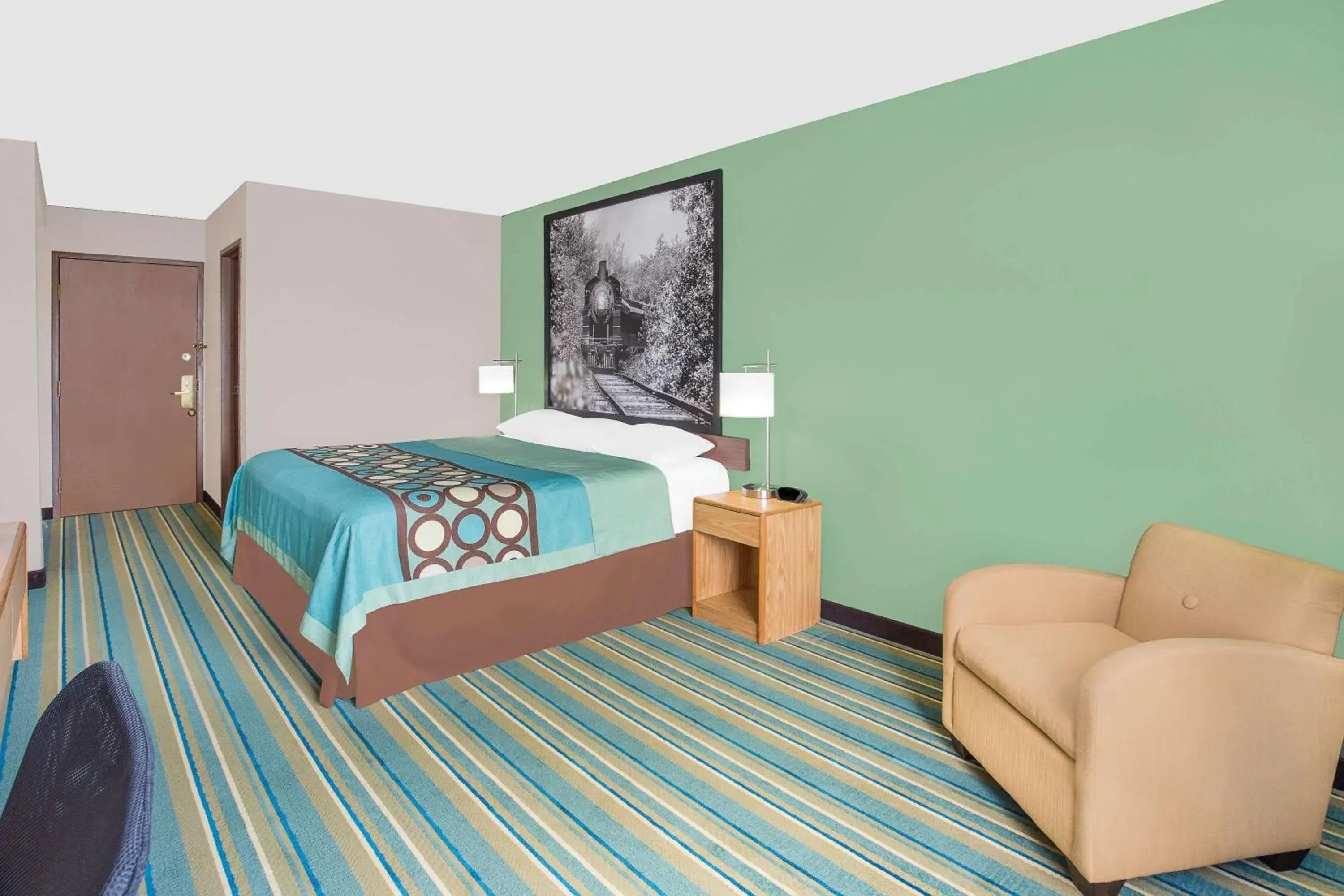 Photo of the whole room in Super 8 by Wyndham Beaver Dam Photo of the whole room in Super 8 by Wyndham Beaver Dam