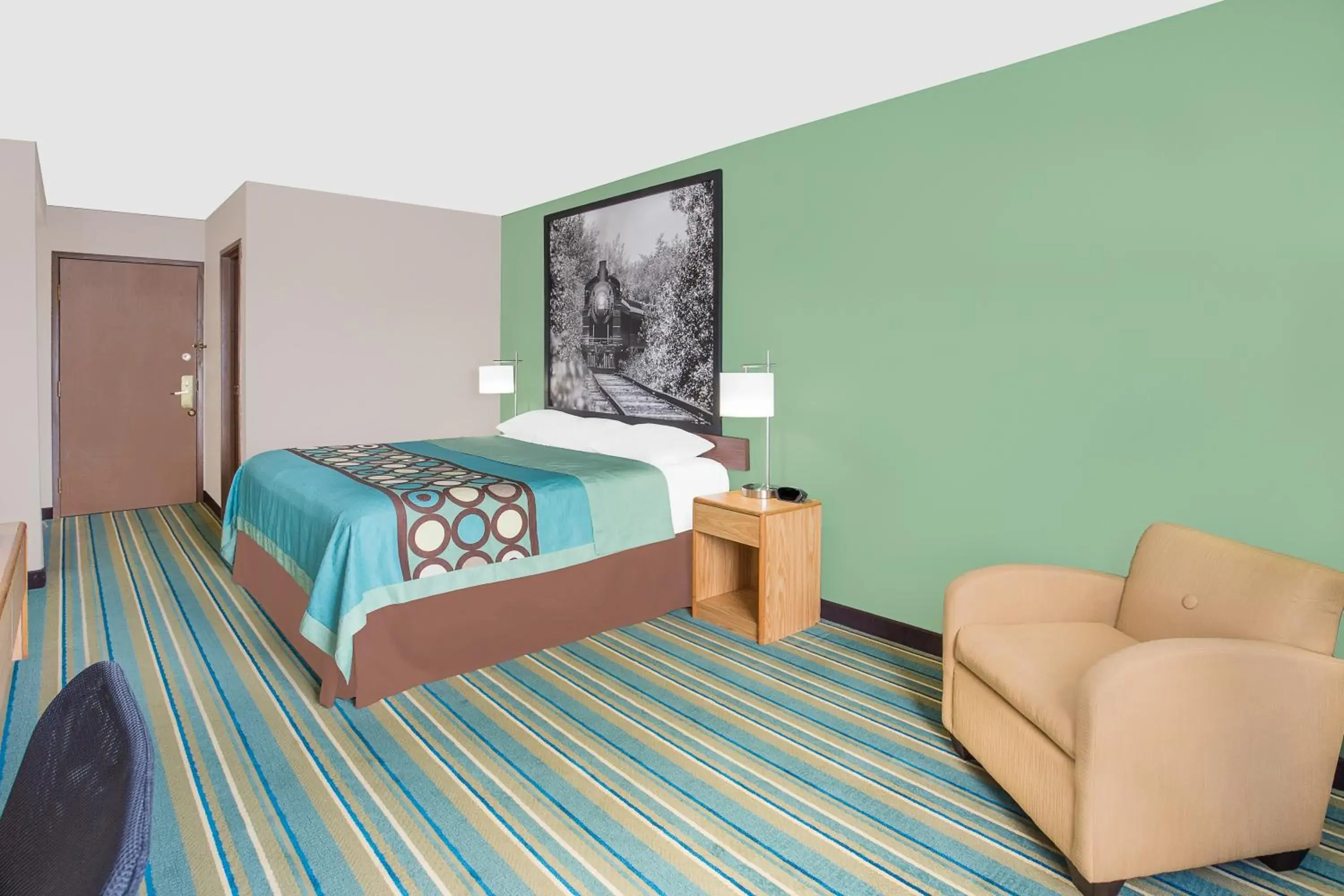 Photo of the whole room in Super 8 by Wyndham Beaver Dam Photo of the whole room in Super 8 by Wyndham Beaver Dam