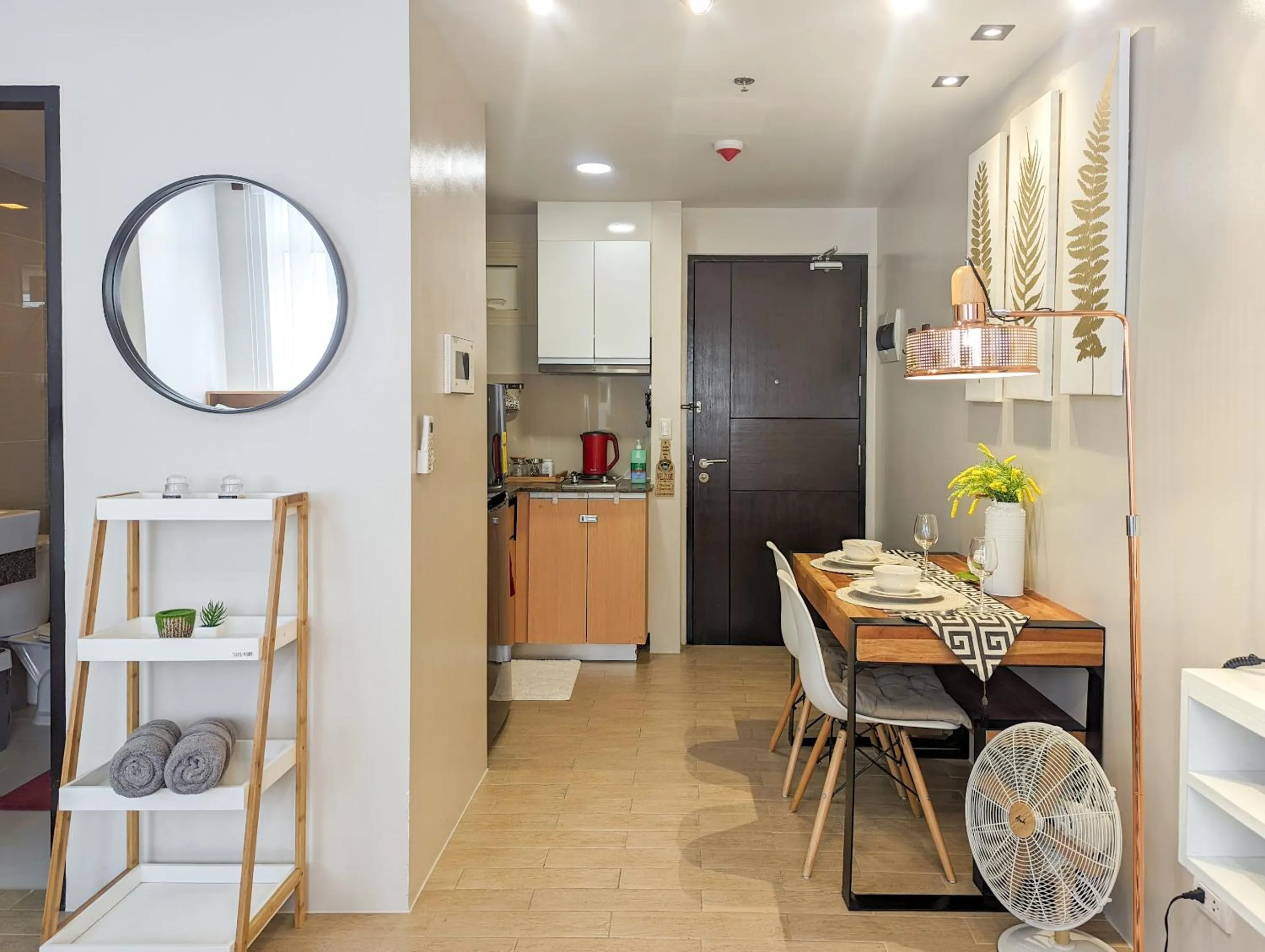 Kitchen or kitchenette in Studio Condo NAIA Airport Terminal 3 Newport City Casino