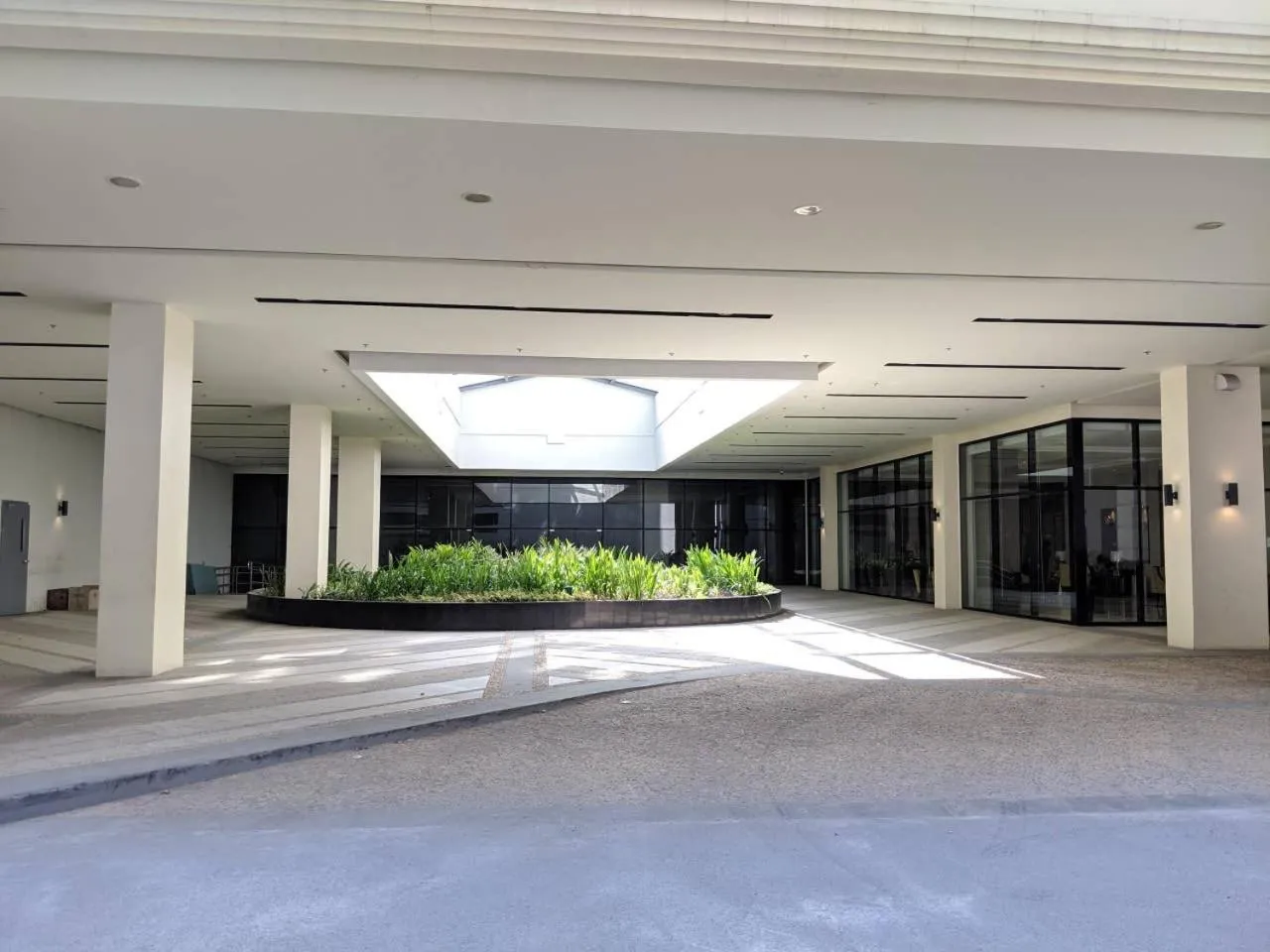 Facade/entrance in Studio Condo NAIA Airport Terminal 3 Newport City Casino