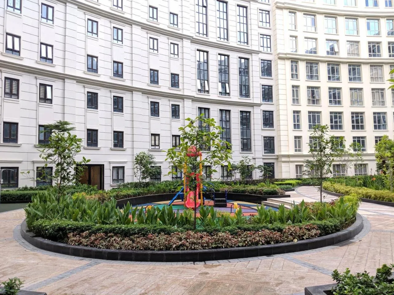 Property building in Studio Condo NAIA Airport Terminal 3 Newport City Casino