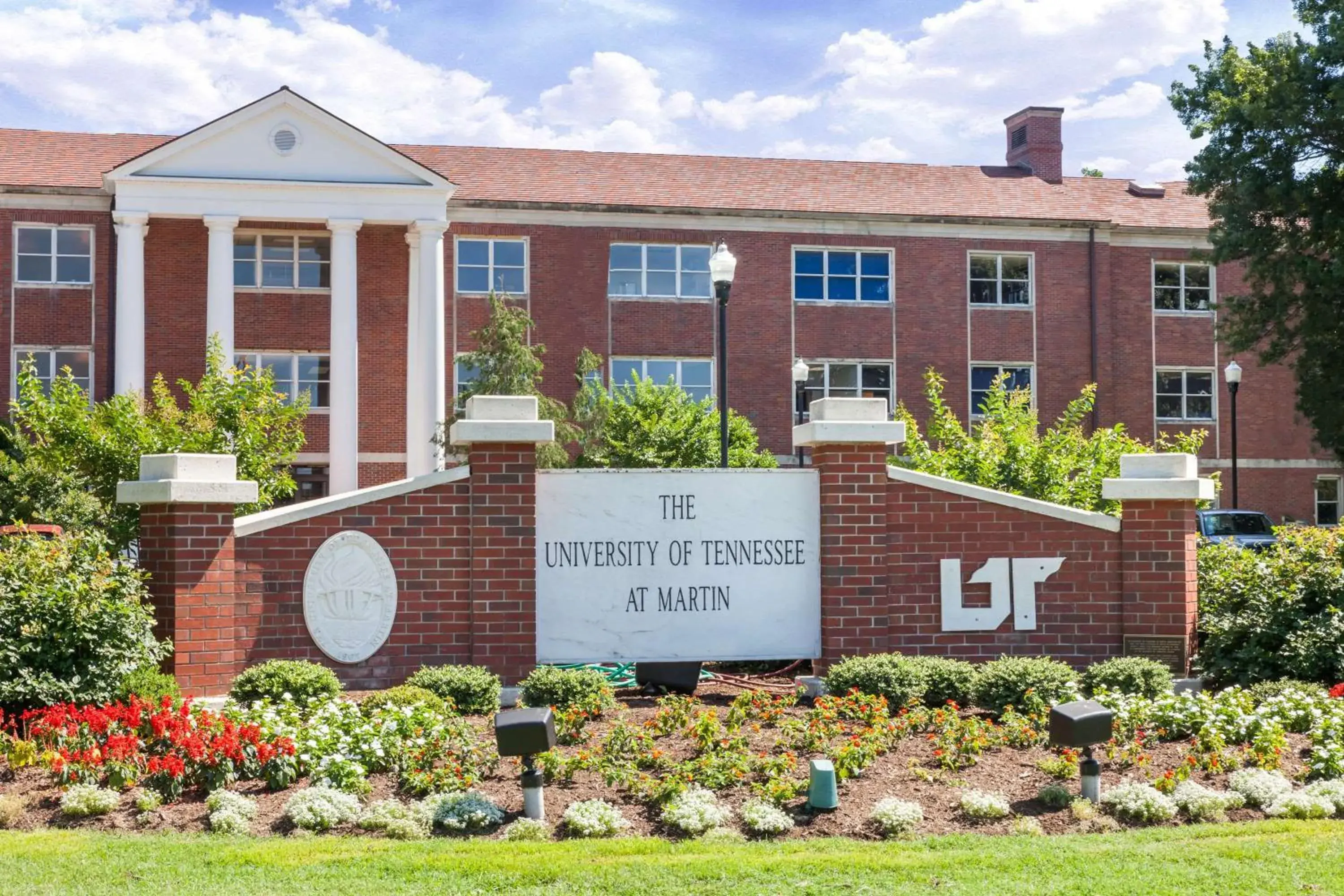 Property building in Days Inn by Wyndham Martin Property building in Days Inn by Wyndham Martin