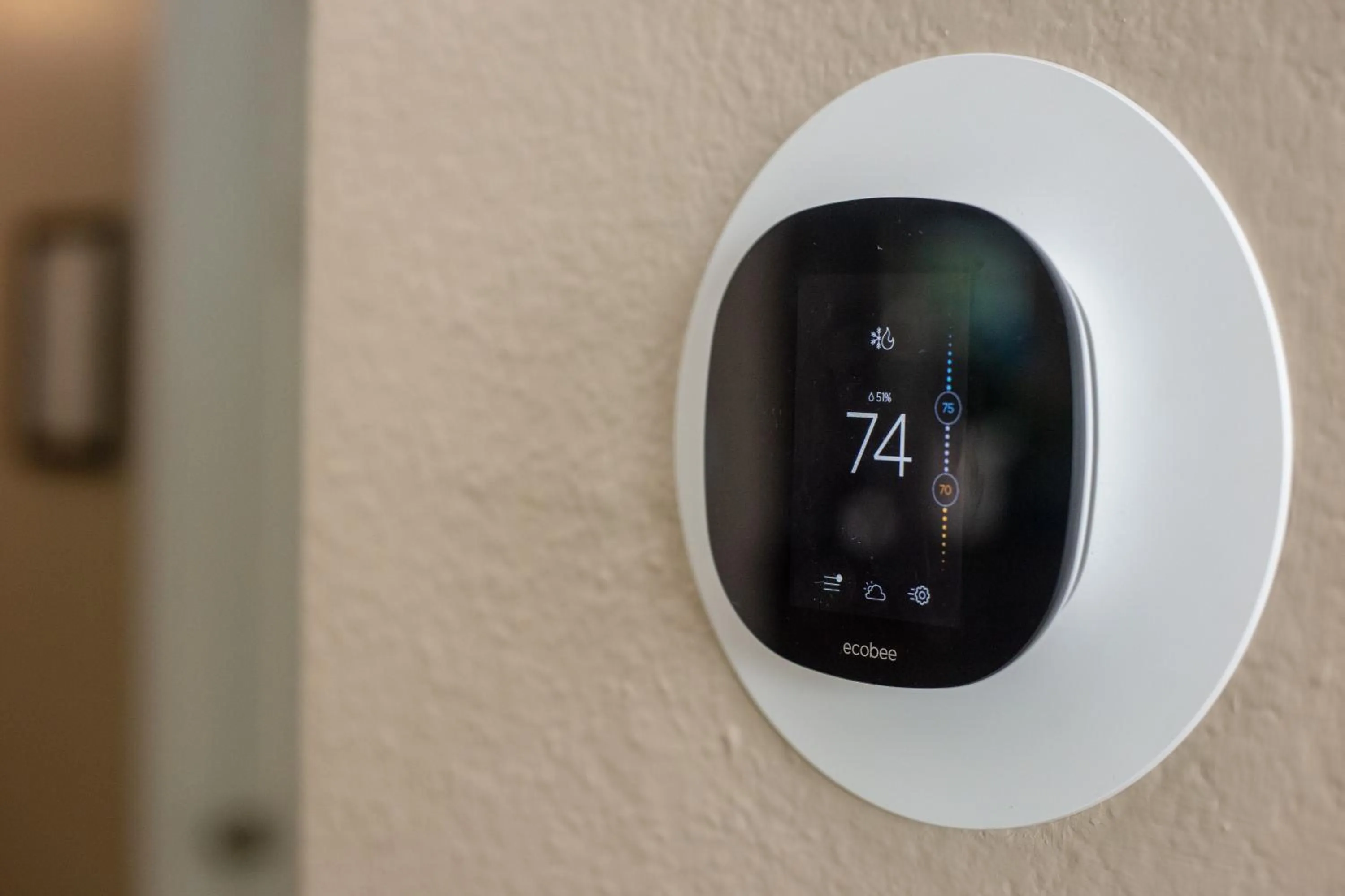 Living room in Comfortable, Family and Business Friendly 2BD/2BA House in North Austin