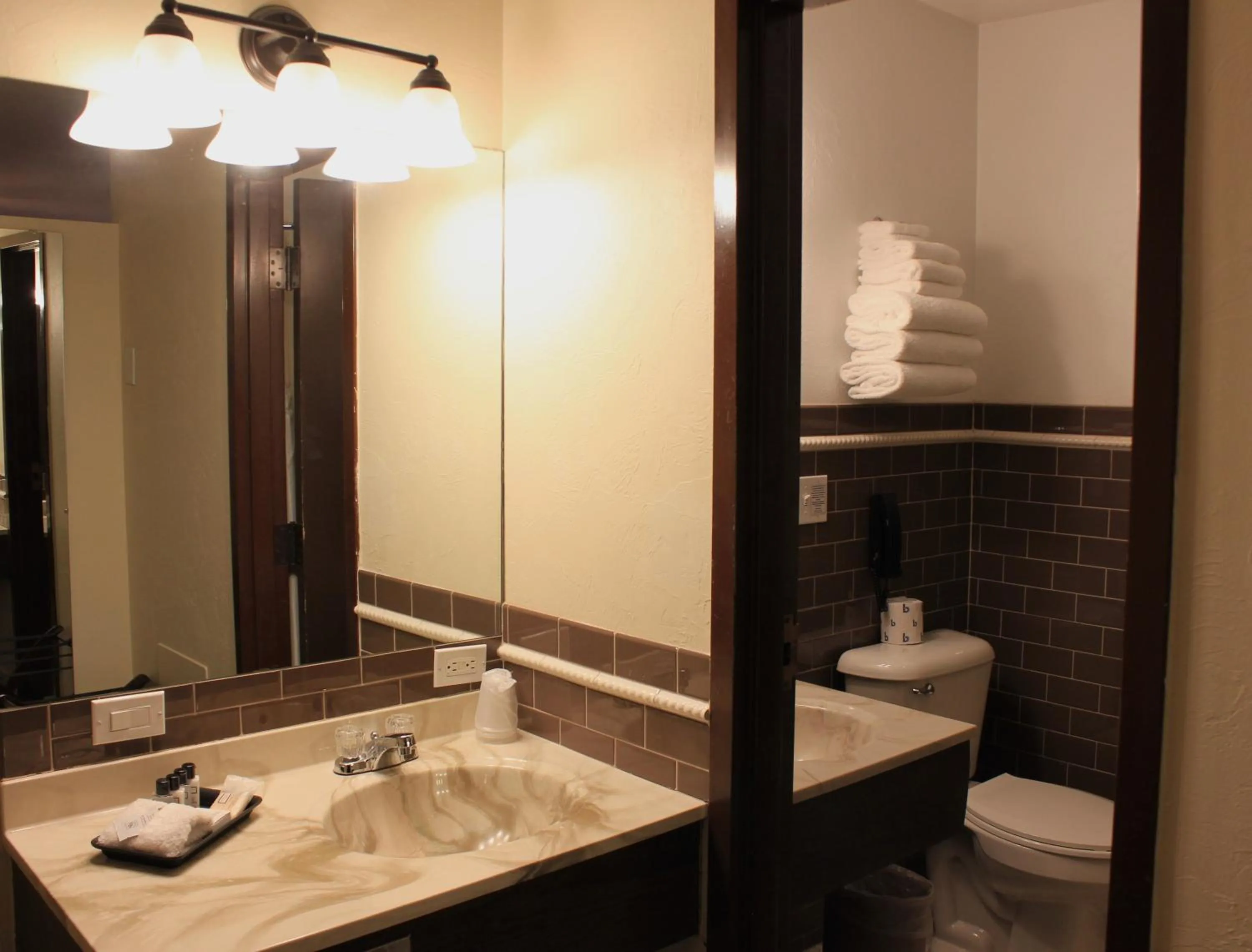 Shower in Lewis & Clark Motel - Bozeman