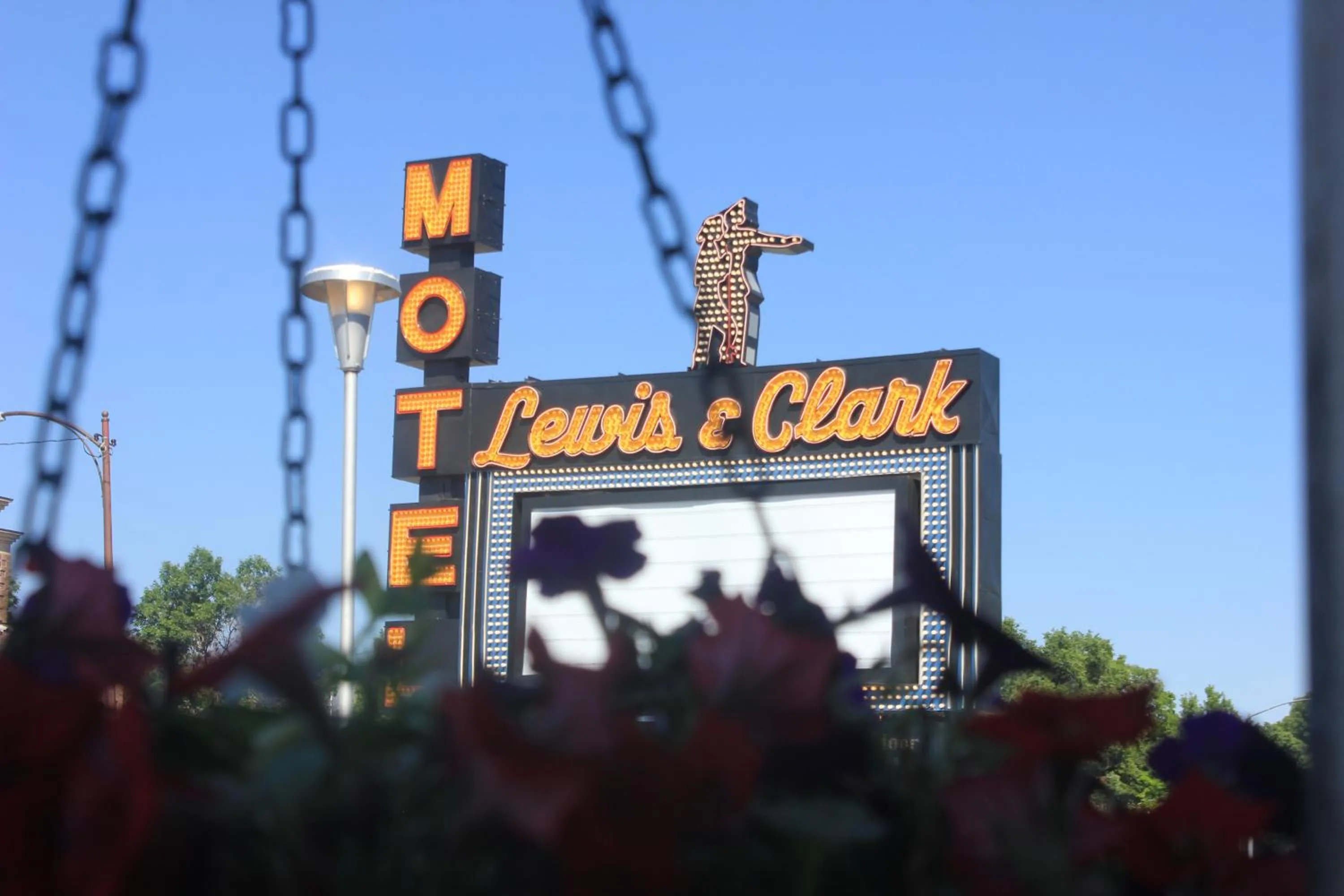 Logo/Certificate/Sign in Lewis & Clark Motel - Bozeman