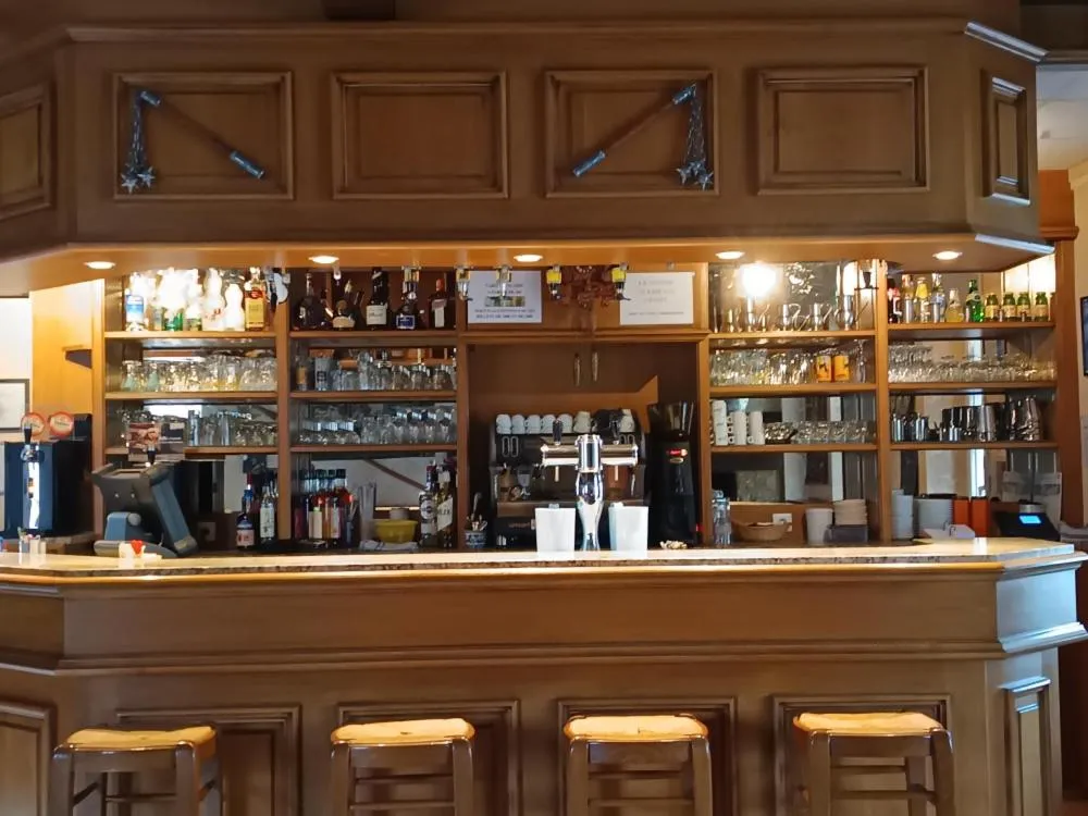 Lounge or bar in Auberge le Cévenol