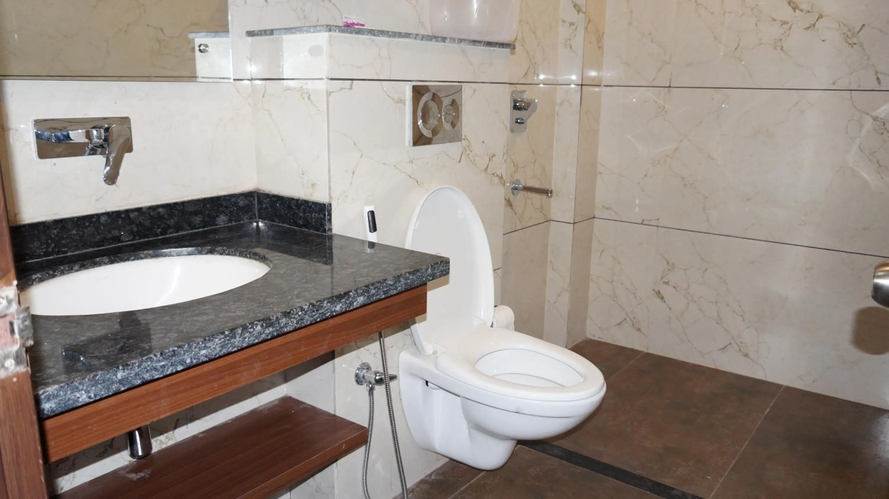 Toilet in Hotel Aakash Residency