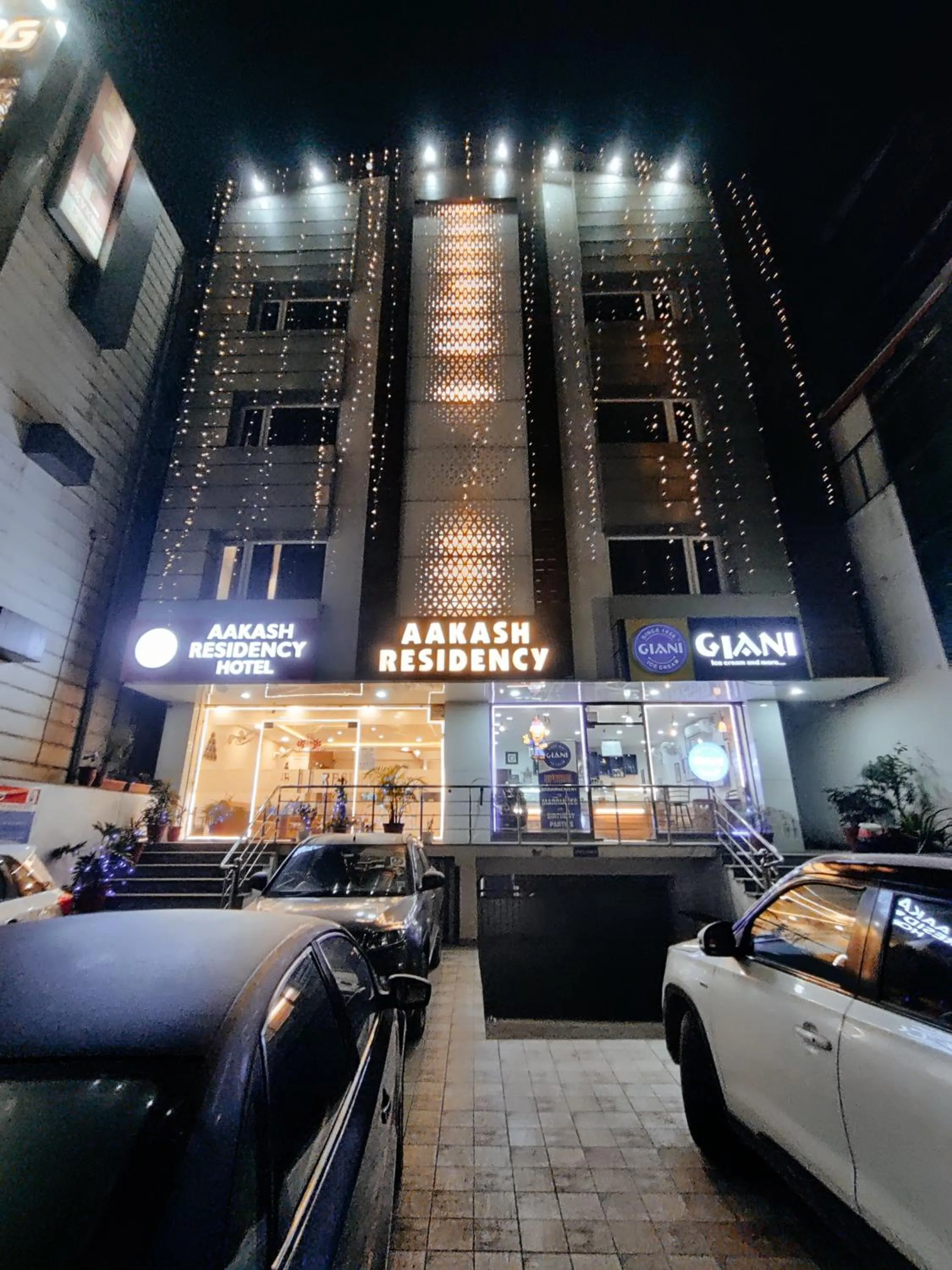 Property building in Hotel Aakash Residency