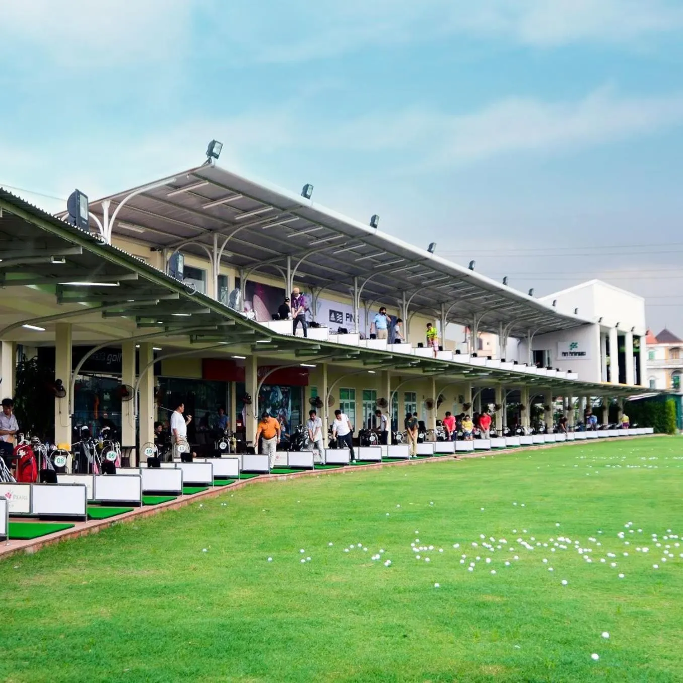 Golfcourse in Marina Hotel Ha Noi