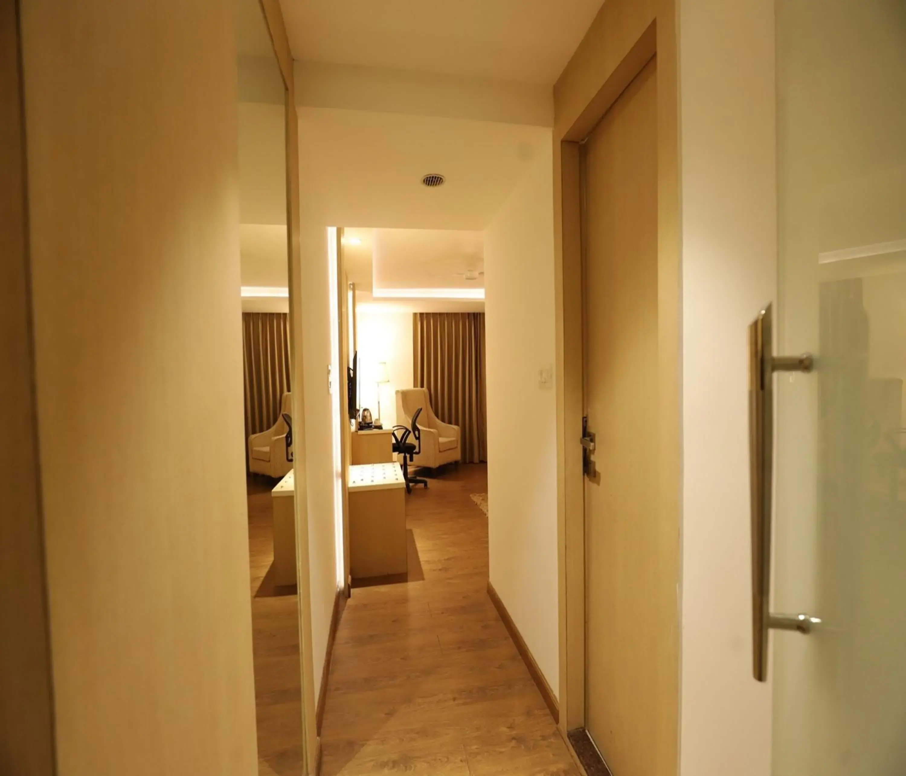 Facade/entrance in Hotel Radiance Facade/entrance in Hotel Radiance