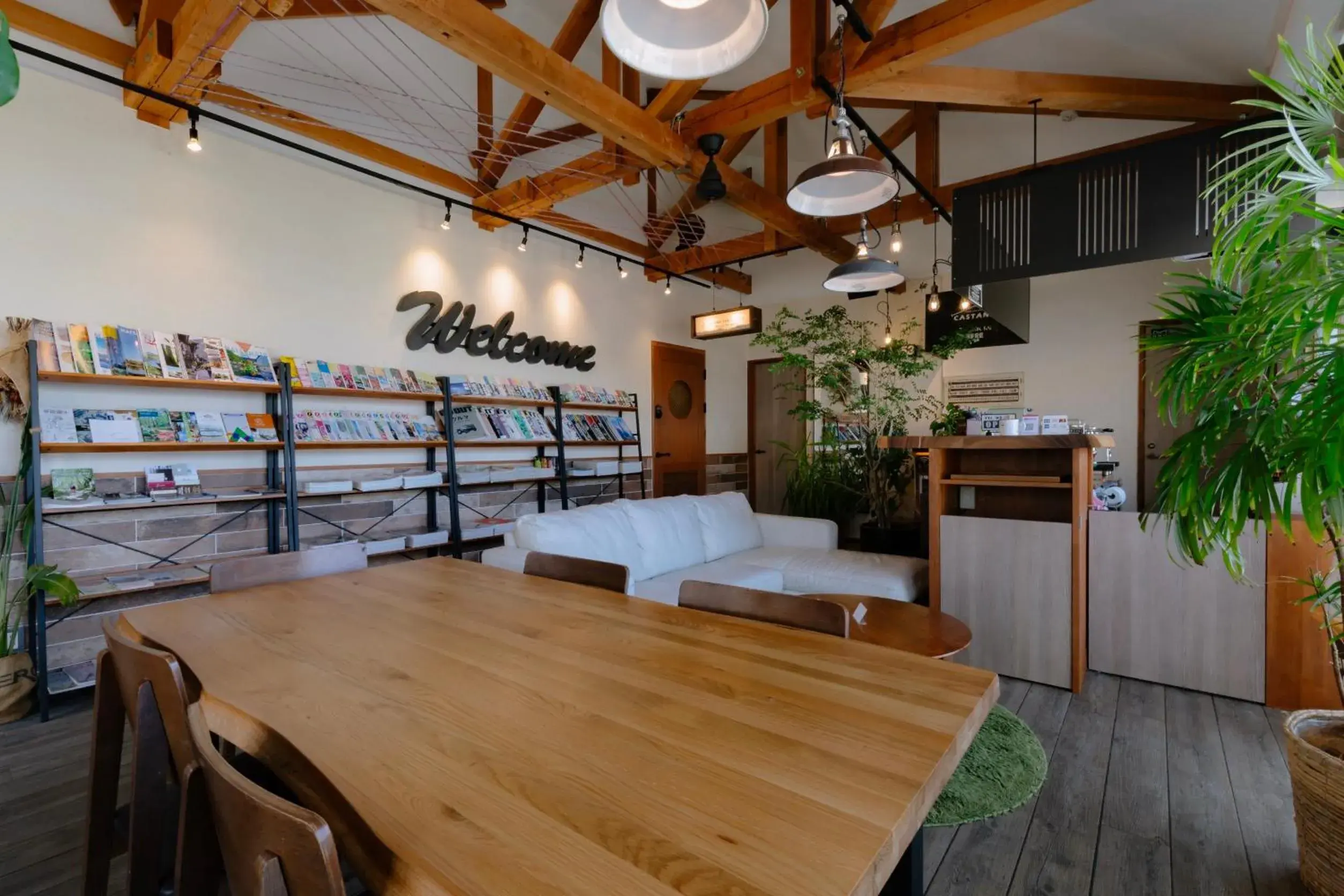 Dining area, Bed in cafe&stay CASTANA Dining area, Bed in cafe&stay CASTANA