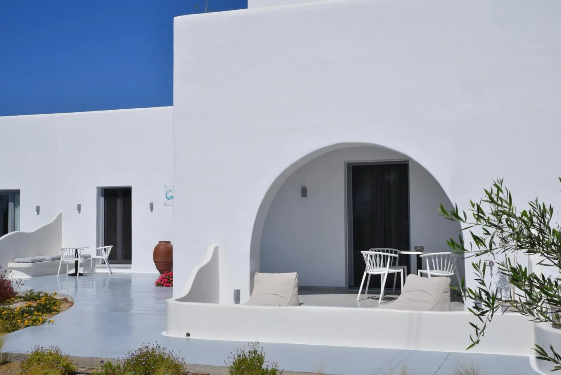 Crystal Mare Suites